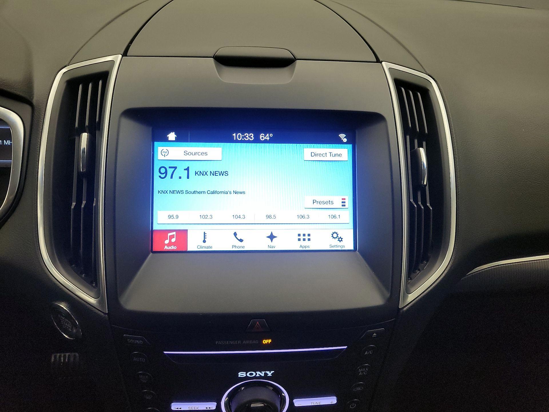 Thumbnail: 2016 Ford Edge - 16