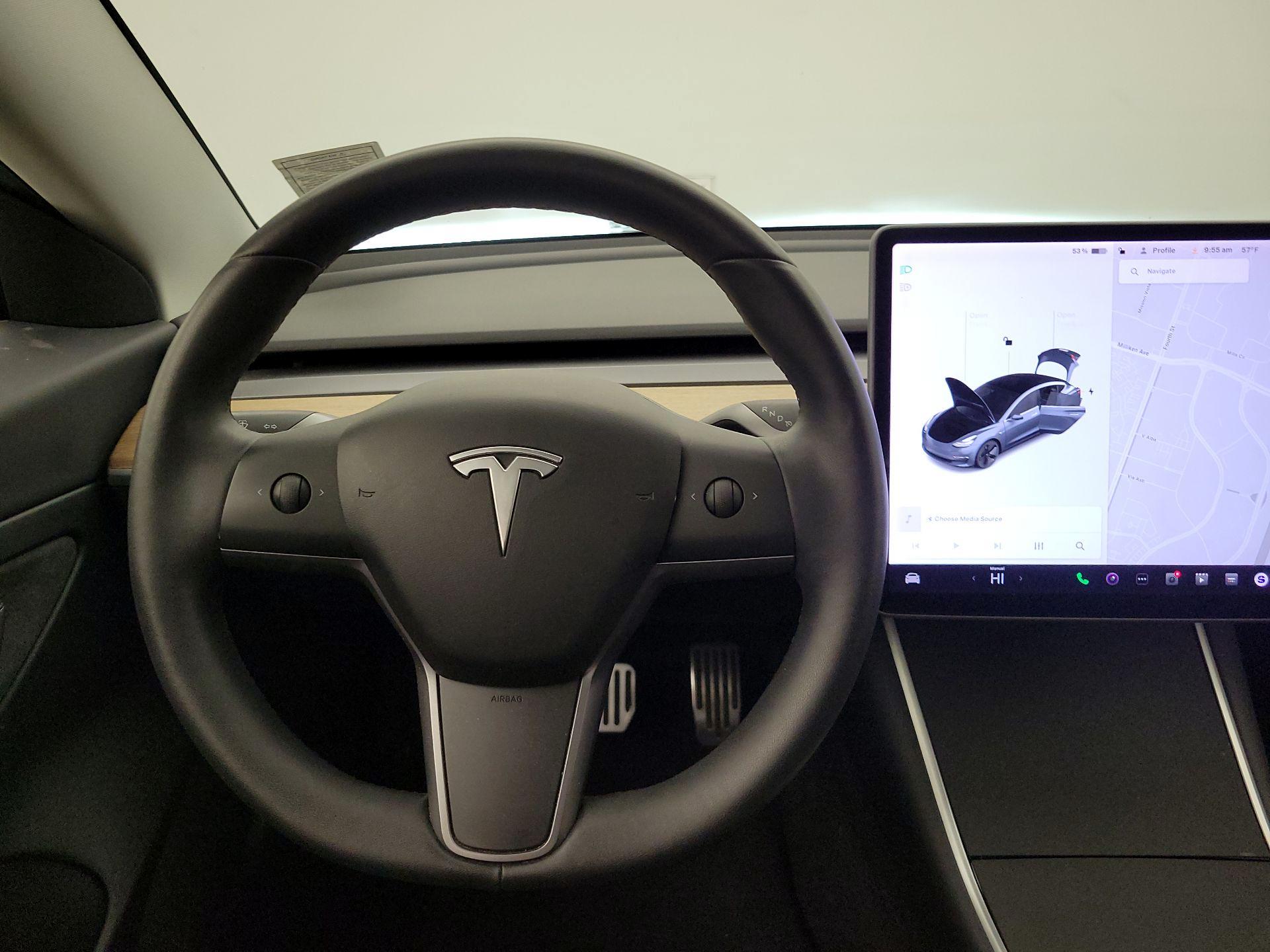 Thumbnail: 2020 Tesla Model 3 - 10