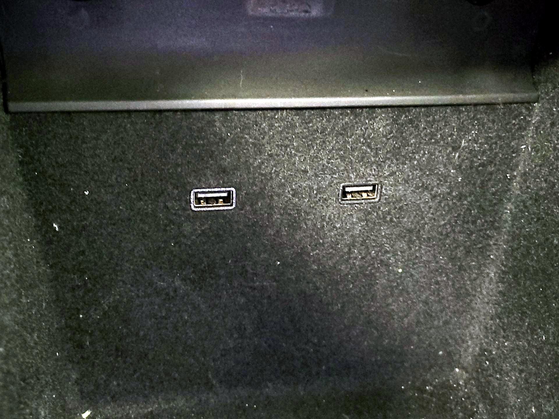 Thumbnail: 2020 Tesla Model 3 - 18