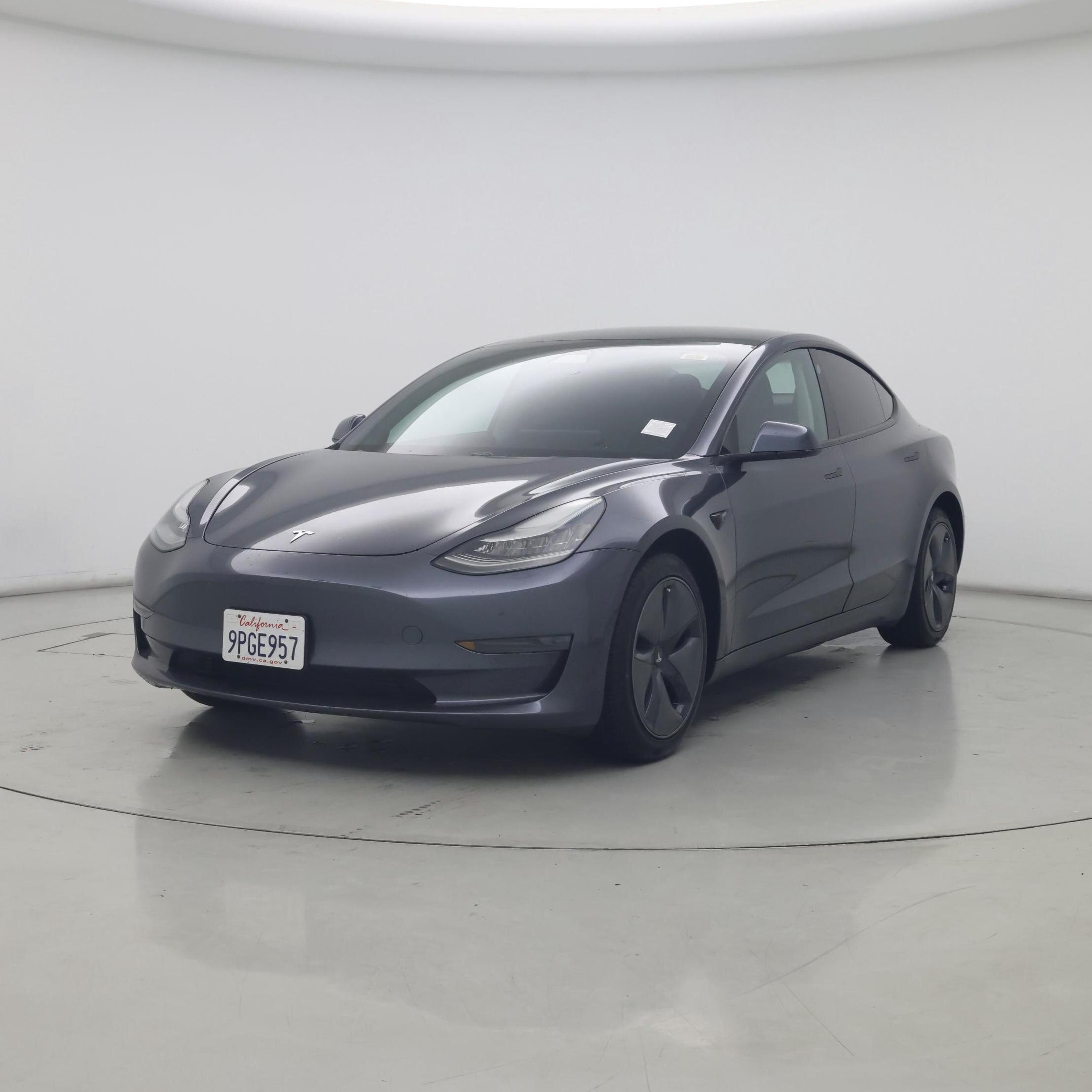 Thumbnail: 2020 Tesla Model 3 - 4