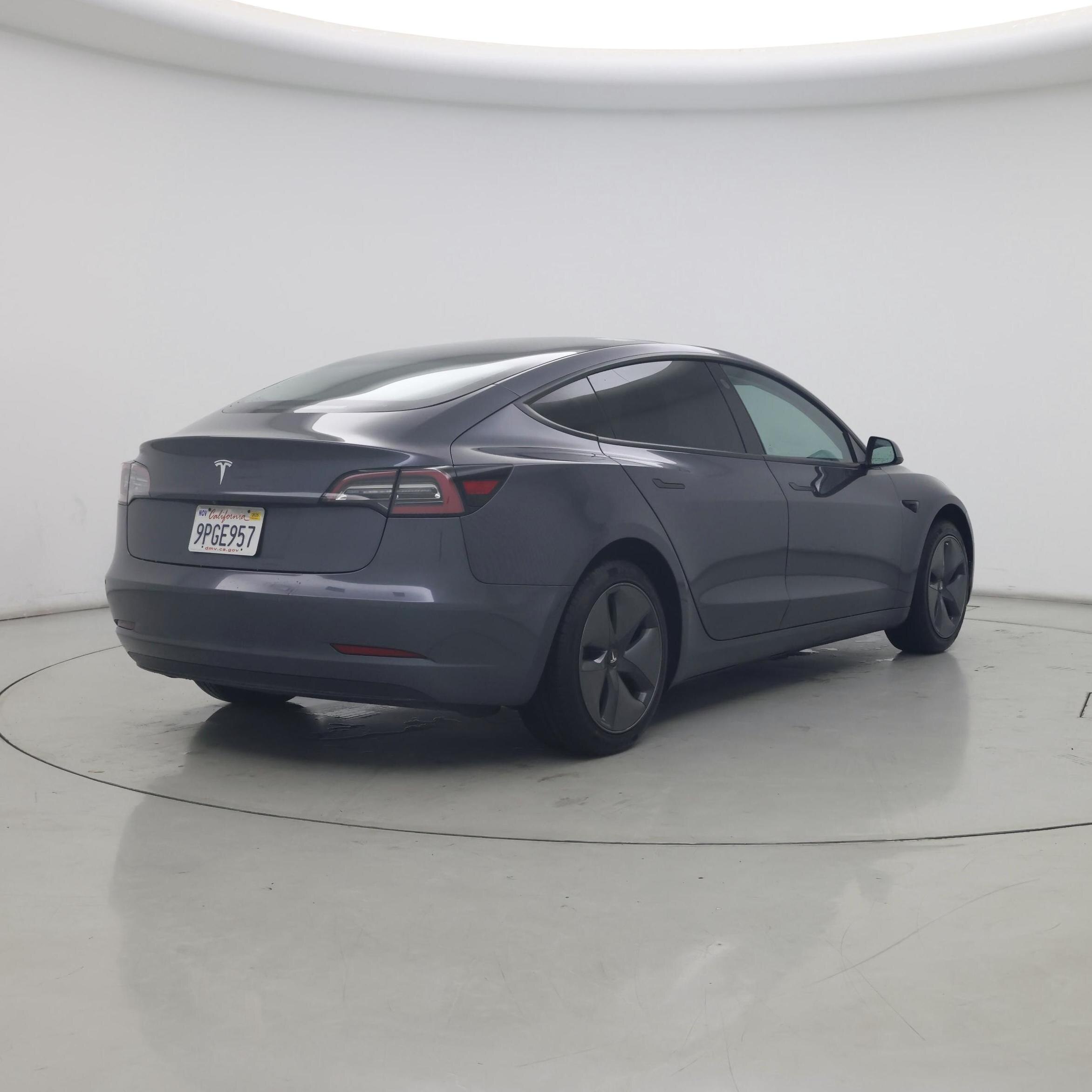 Thumbnail: 2020 Tesla Model 3 - 8