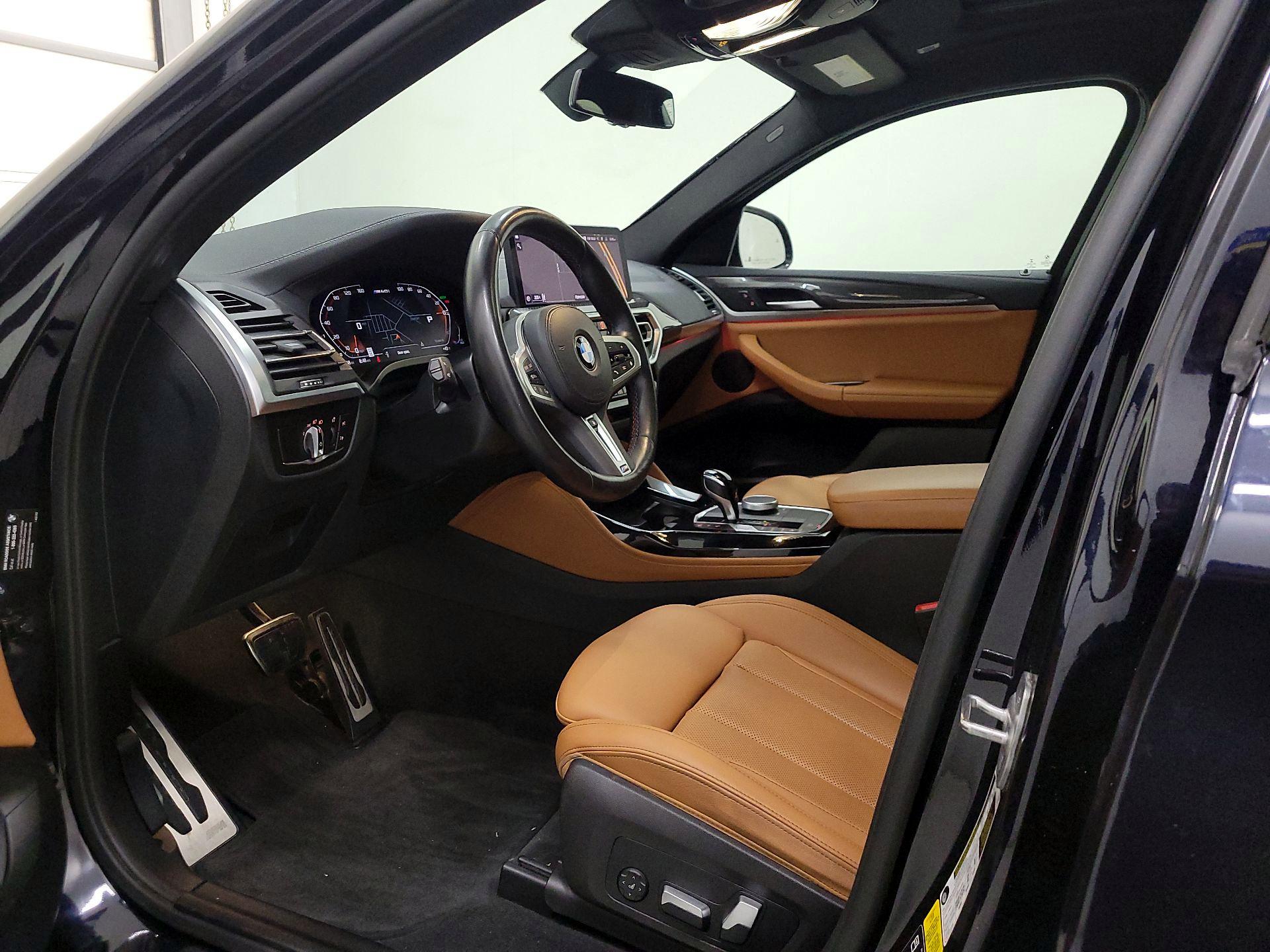 Thumbnail: 2023 BMW X4 - 11