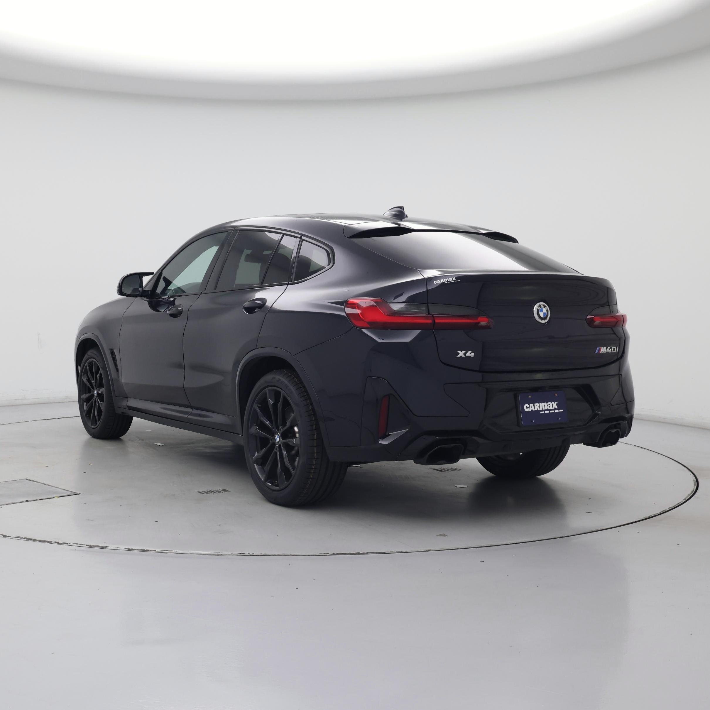 Thumbnail: 2023 BMW X4 - 2