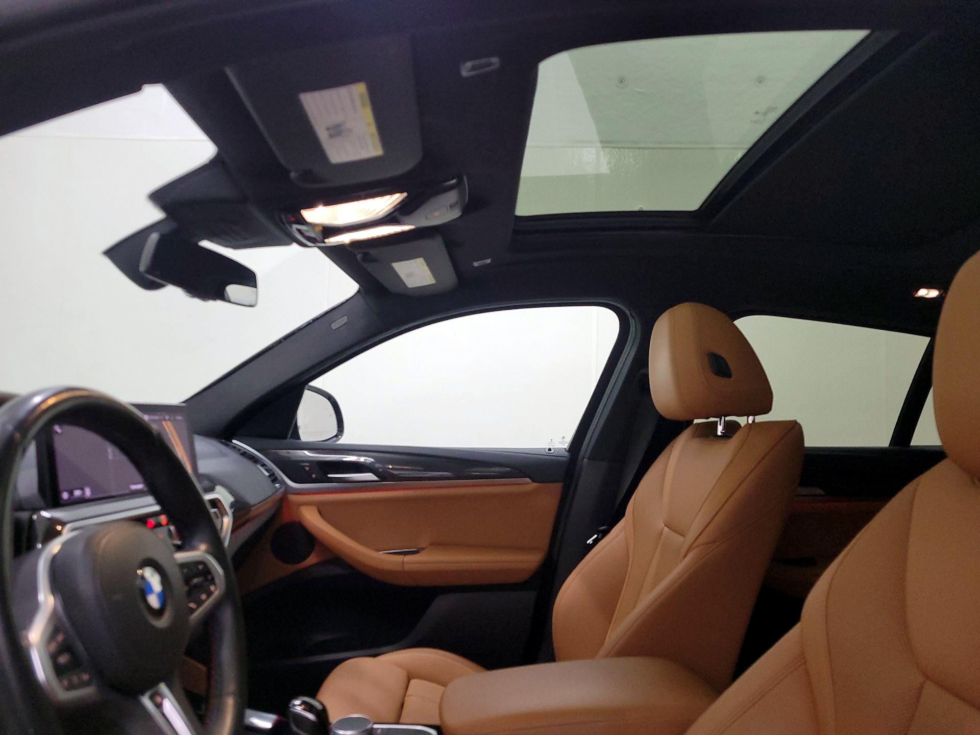 Thumbnail: 2023 BMW X4 - 20