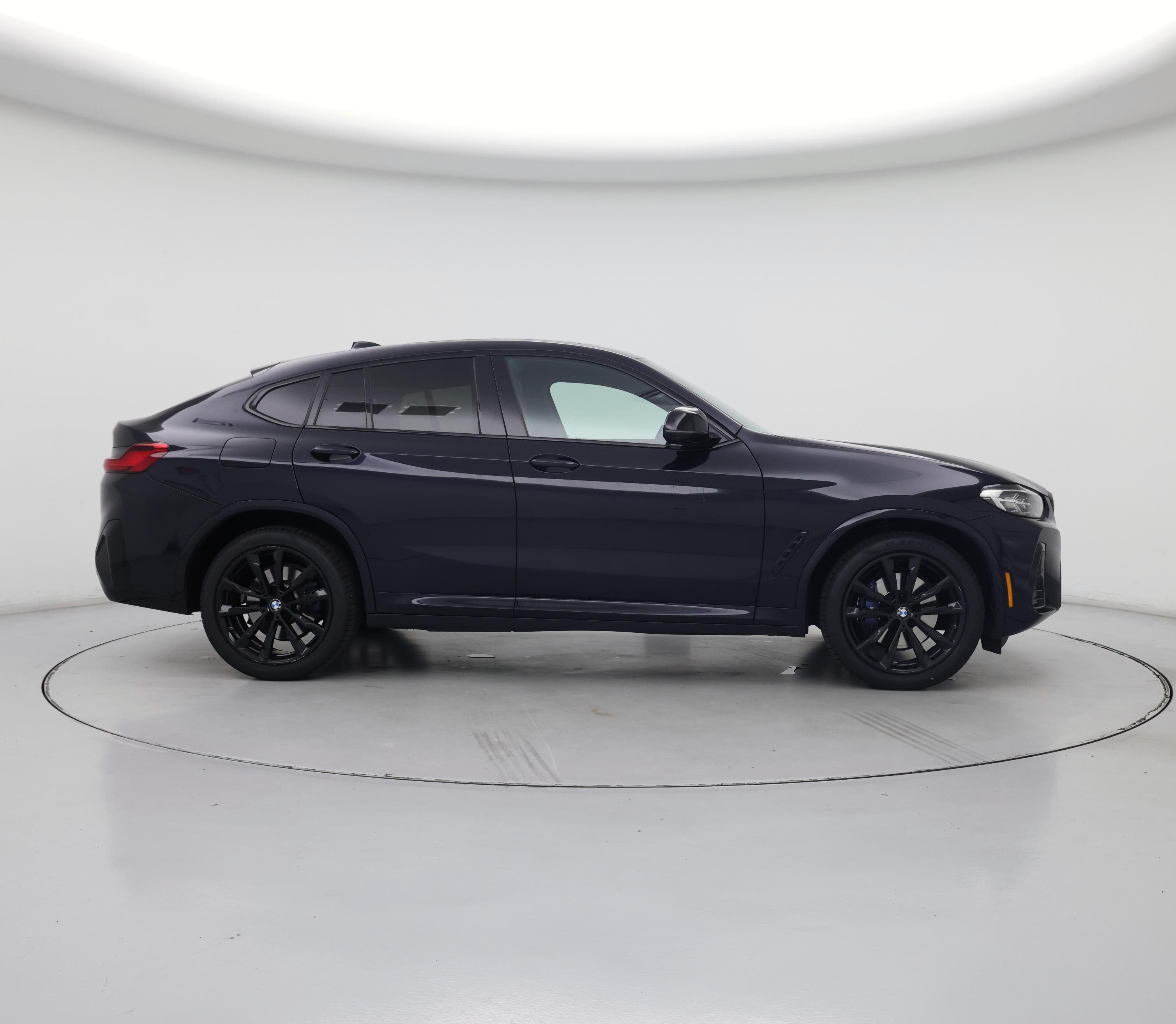 Thumbnail: 2023 BMW X4 - 7