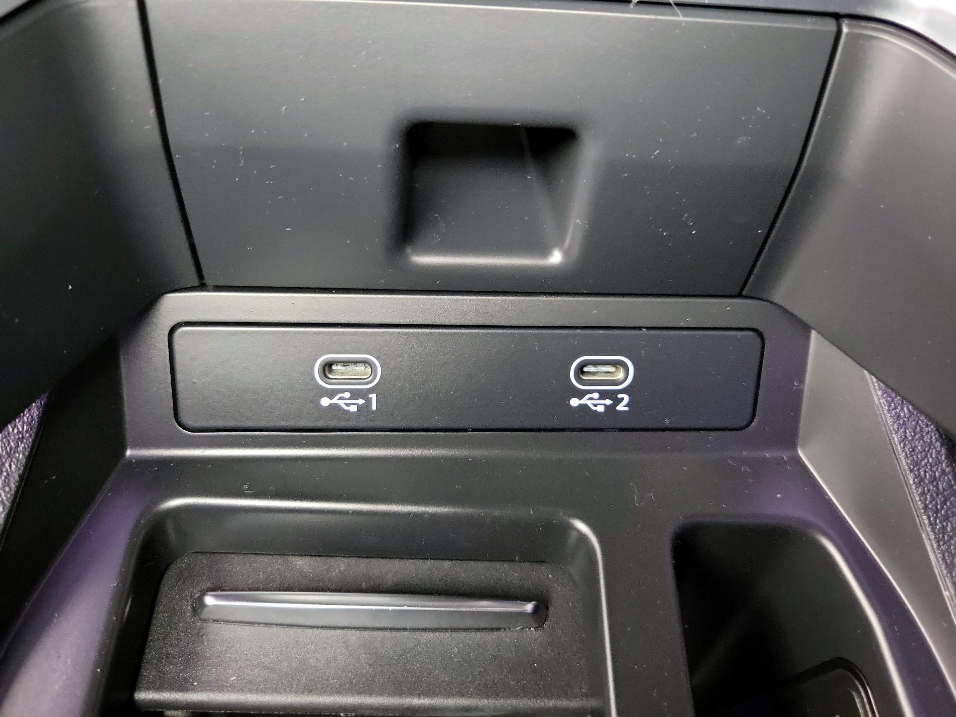 Thumbnail: 2024 Audi SQ8 e-tron - 19