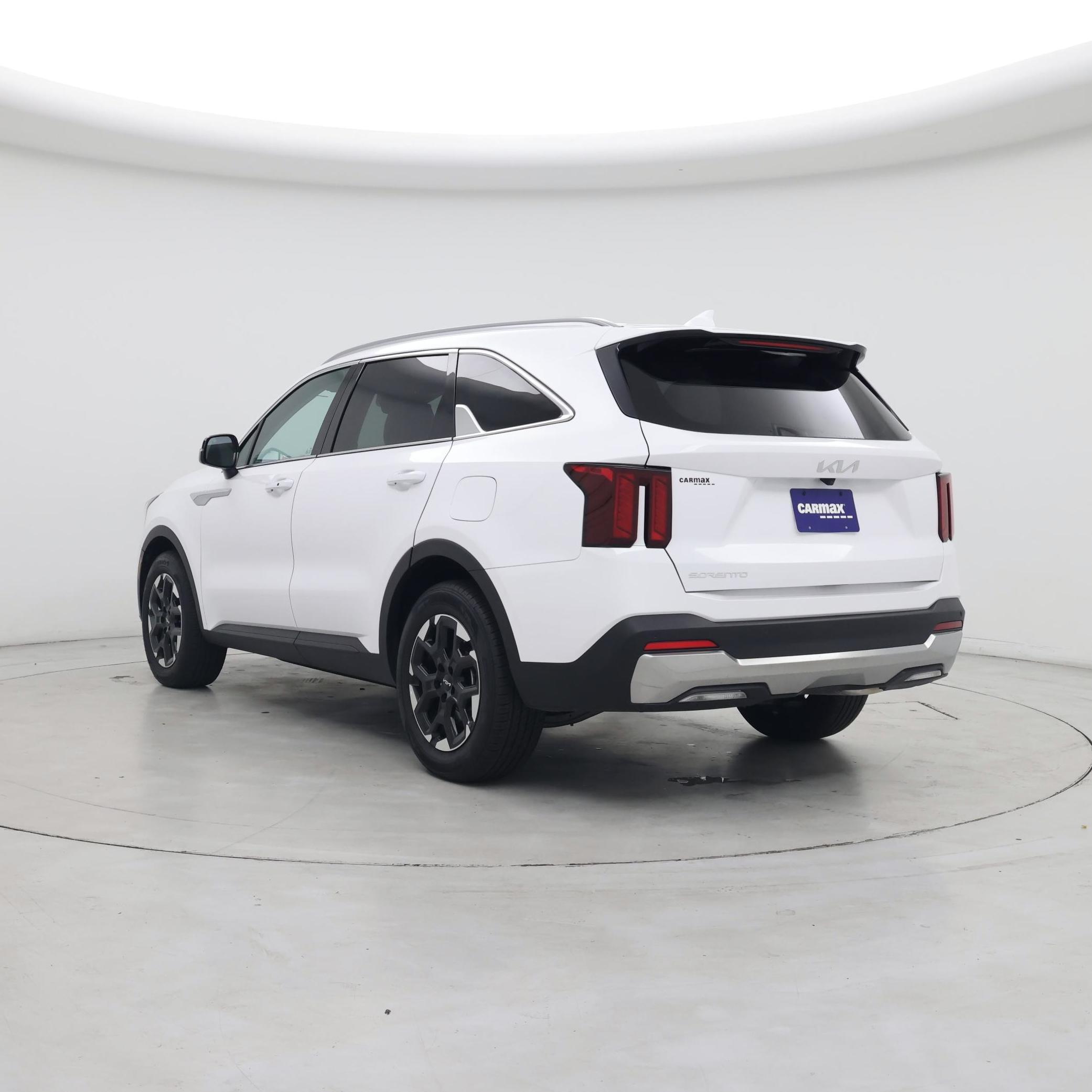 Thumbnail: 2024 Kia Sorento - 2