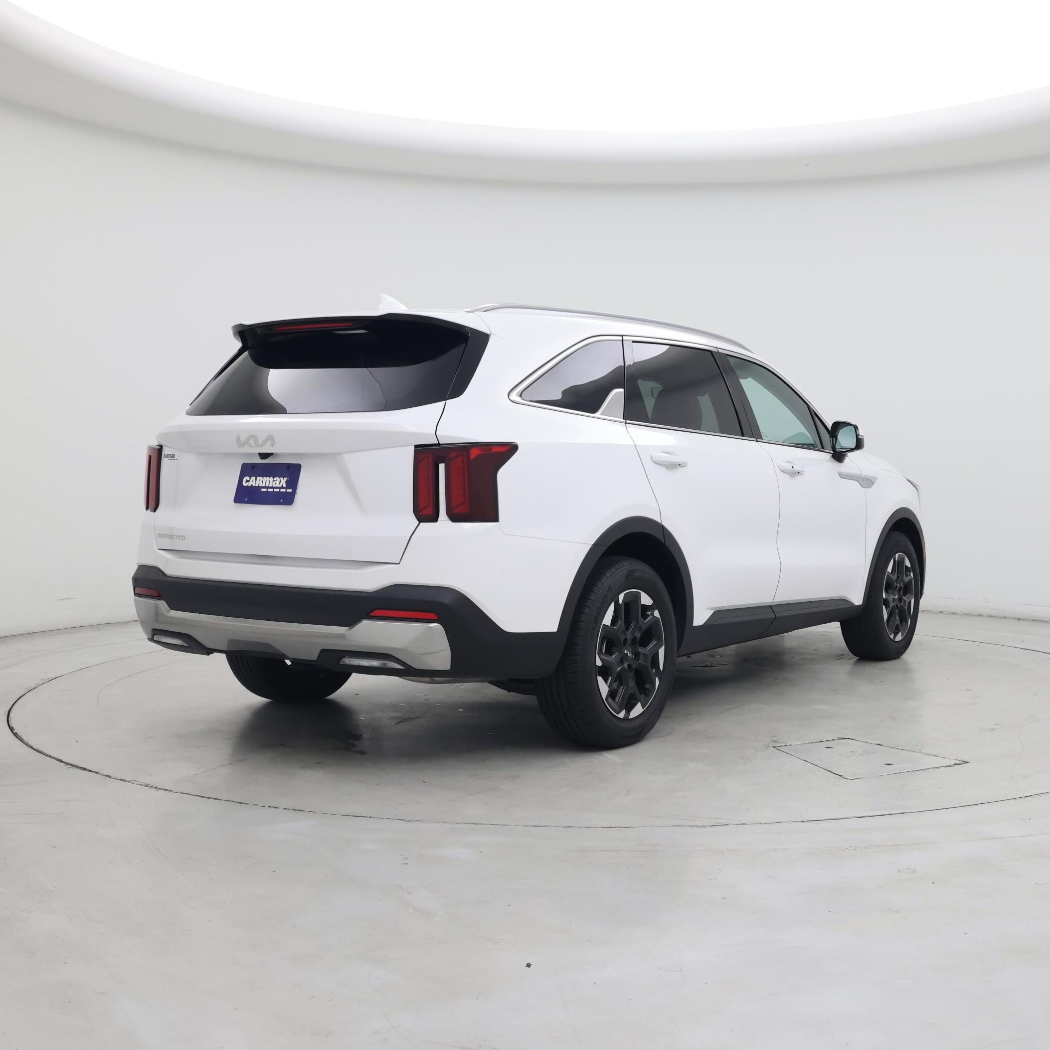 Thumbnail: 2024 Kia Sorento - 8