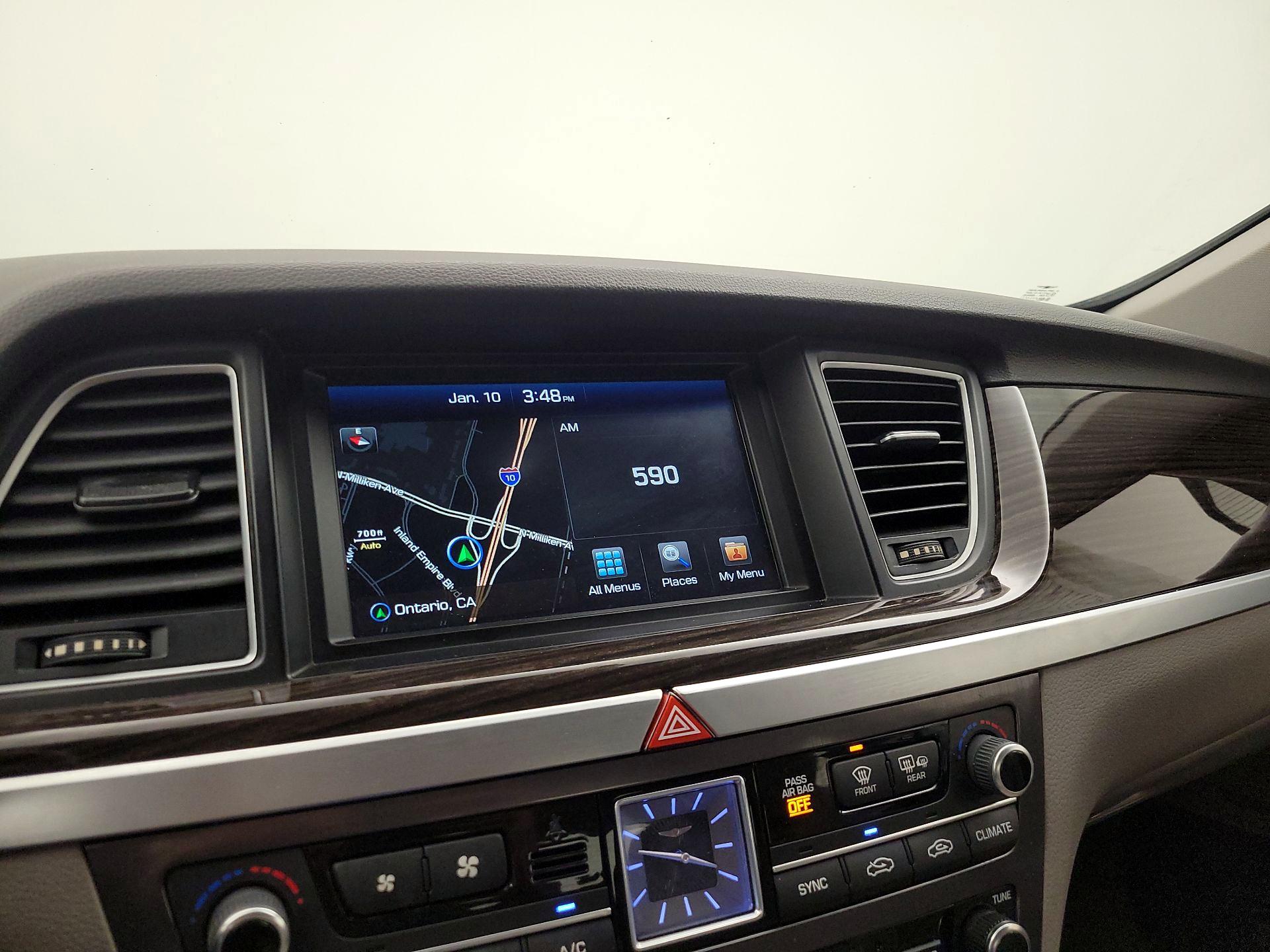 Thumbnail: 2018 Genesis G80 - 16