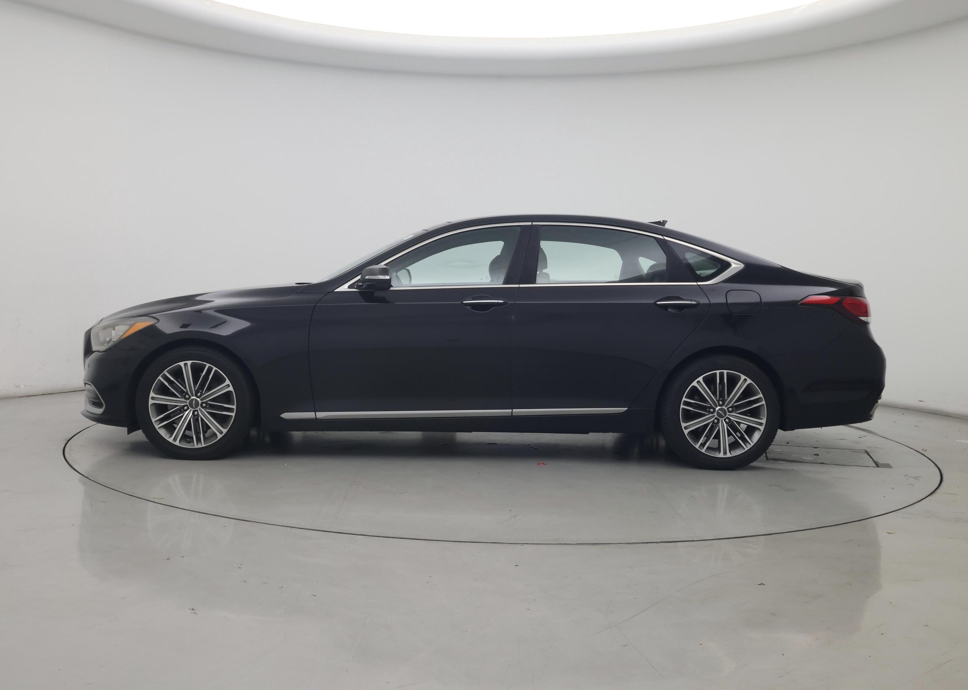 Thumbnail: 2018 Genesis G80 - 3