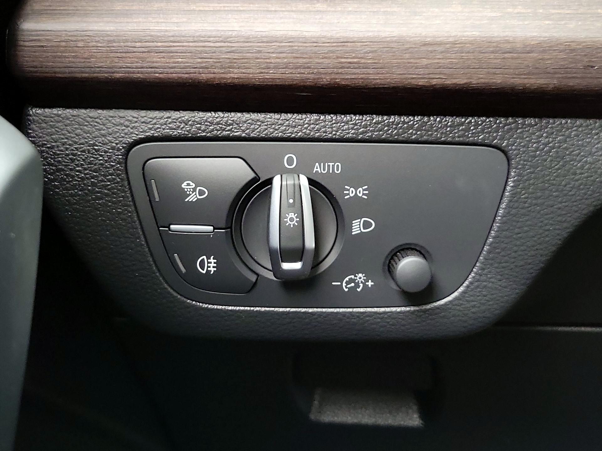 Thumbnail: 2023 Audi Q5 - 13