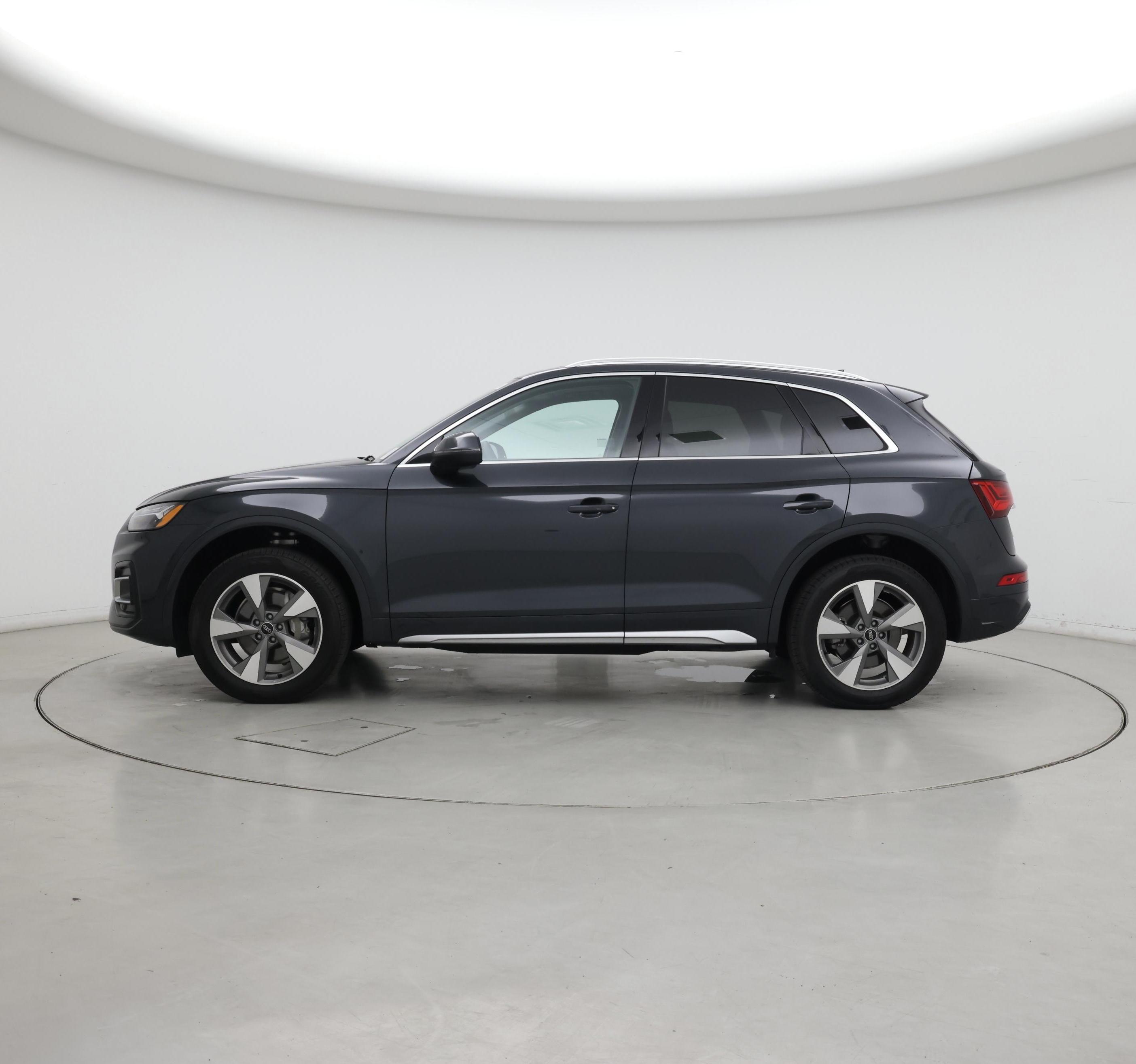 Thumbnail: 2023 Audi Q5 - 3