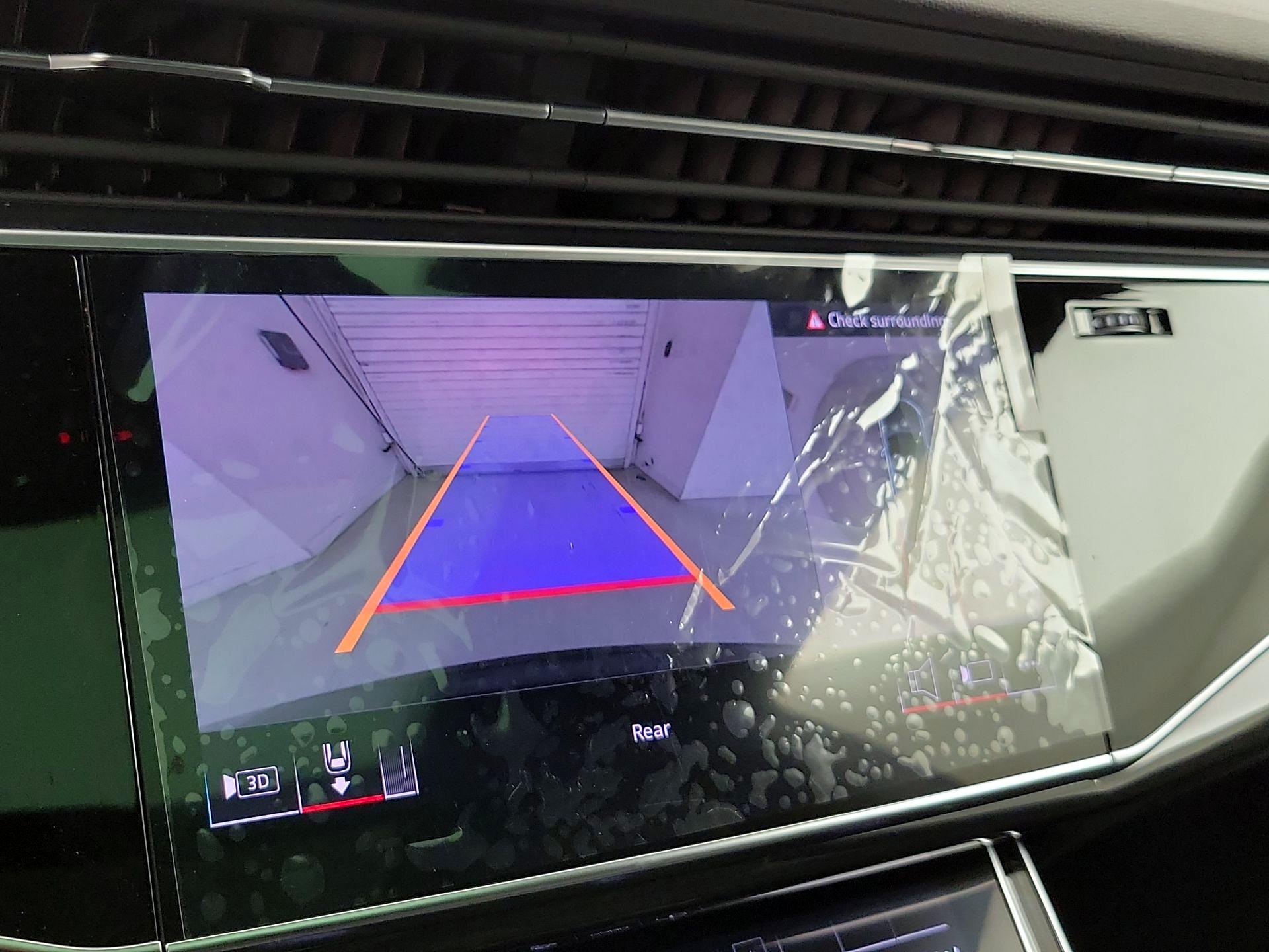 Thumbnail: 2024 Audi Q8 - 15