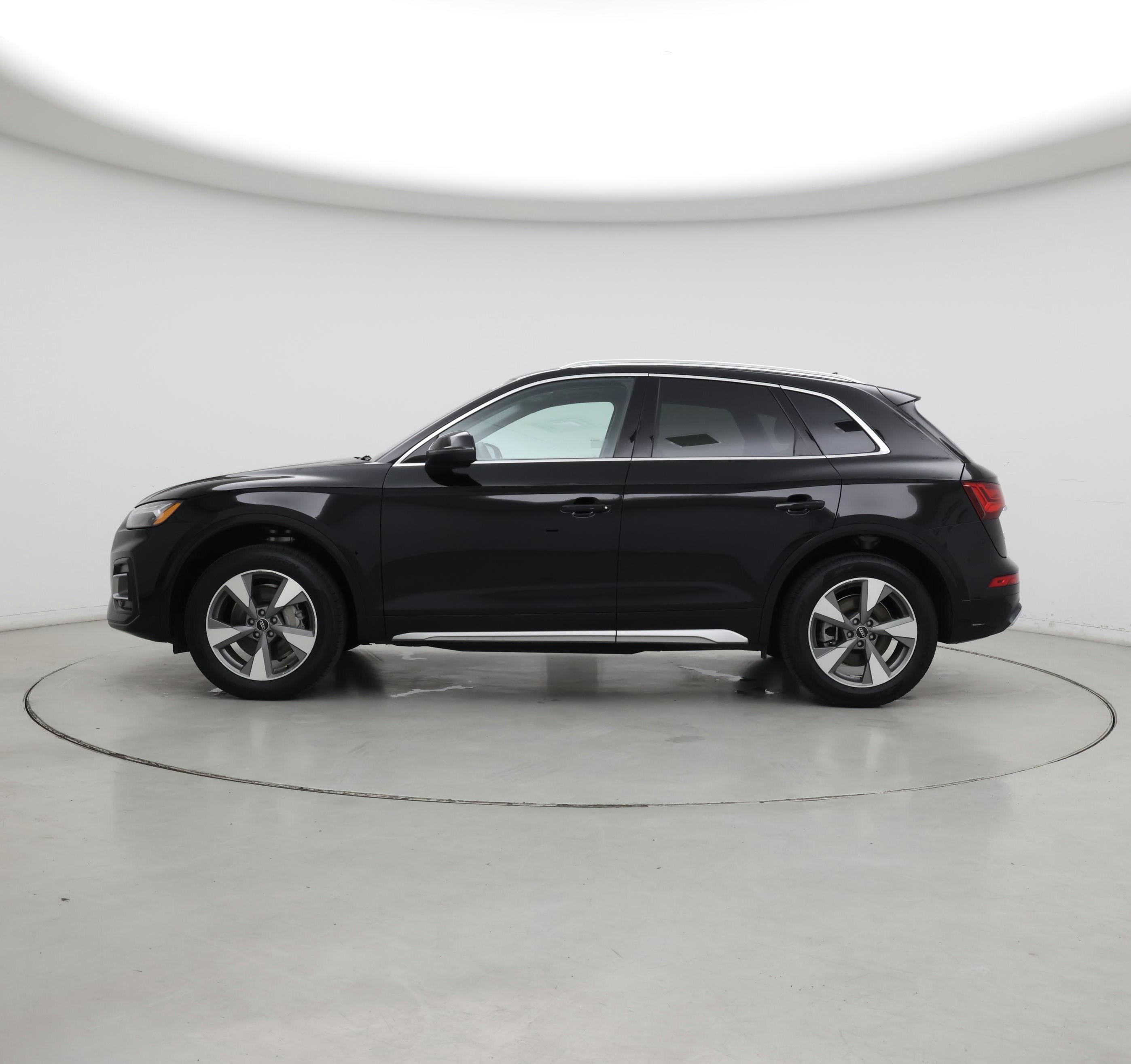 Thumbnail: 2024 Audi Q5 - 3