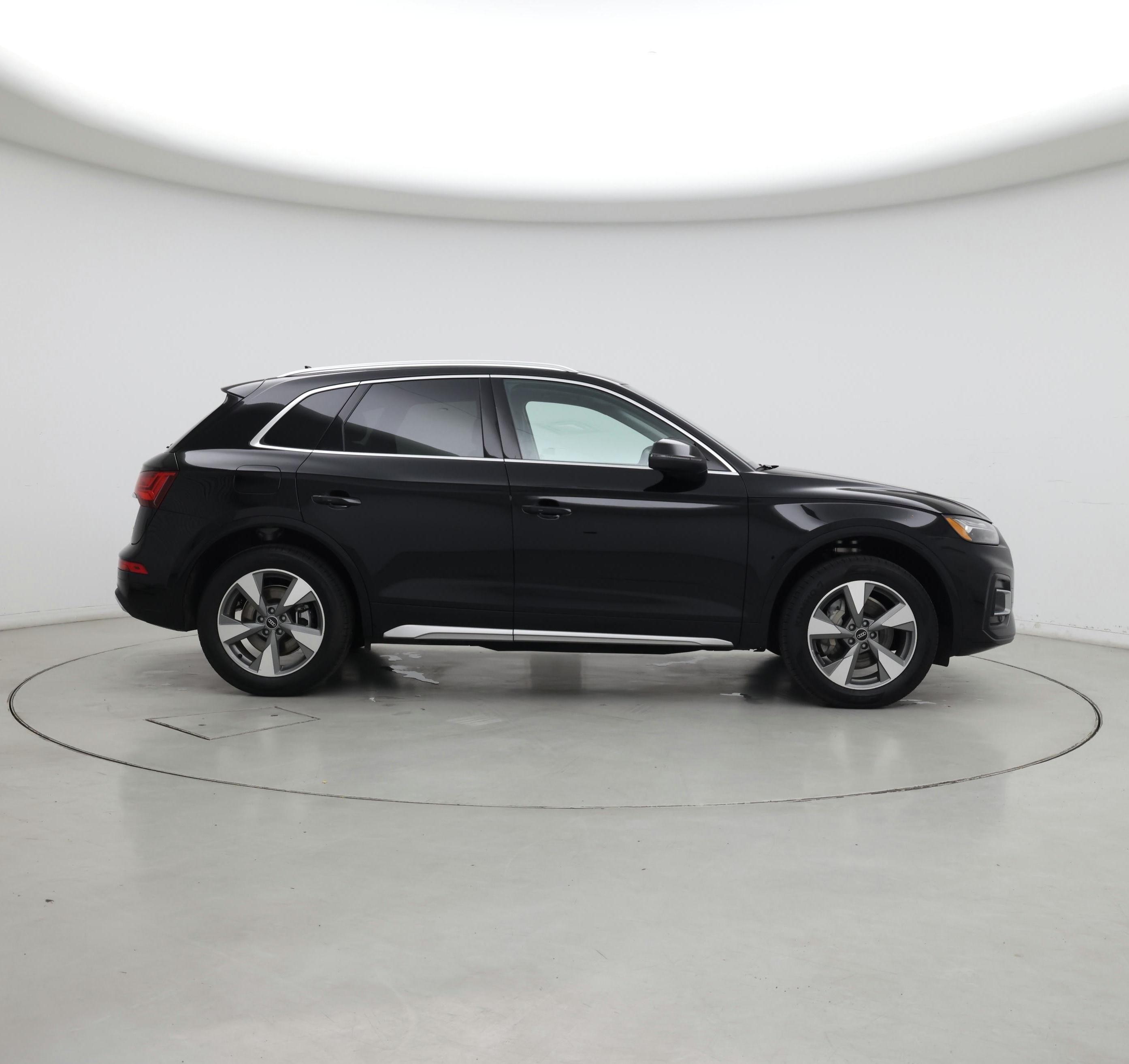 Thumbnail: 2024 Audi Q5 - 7
