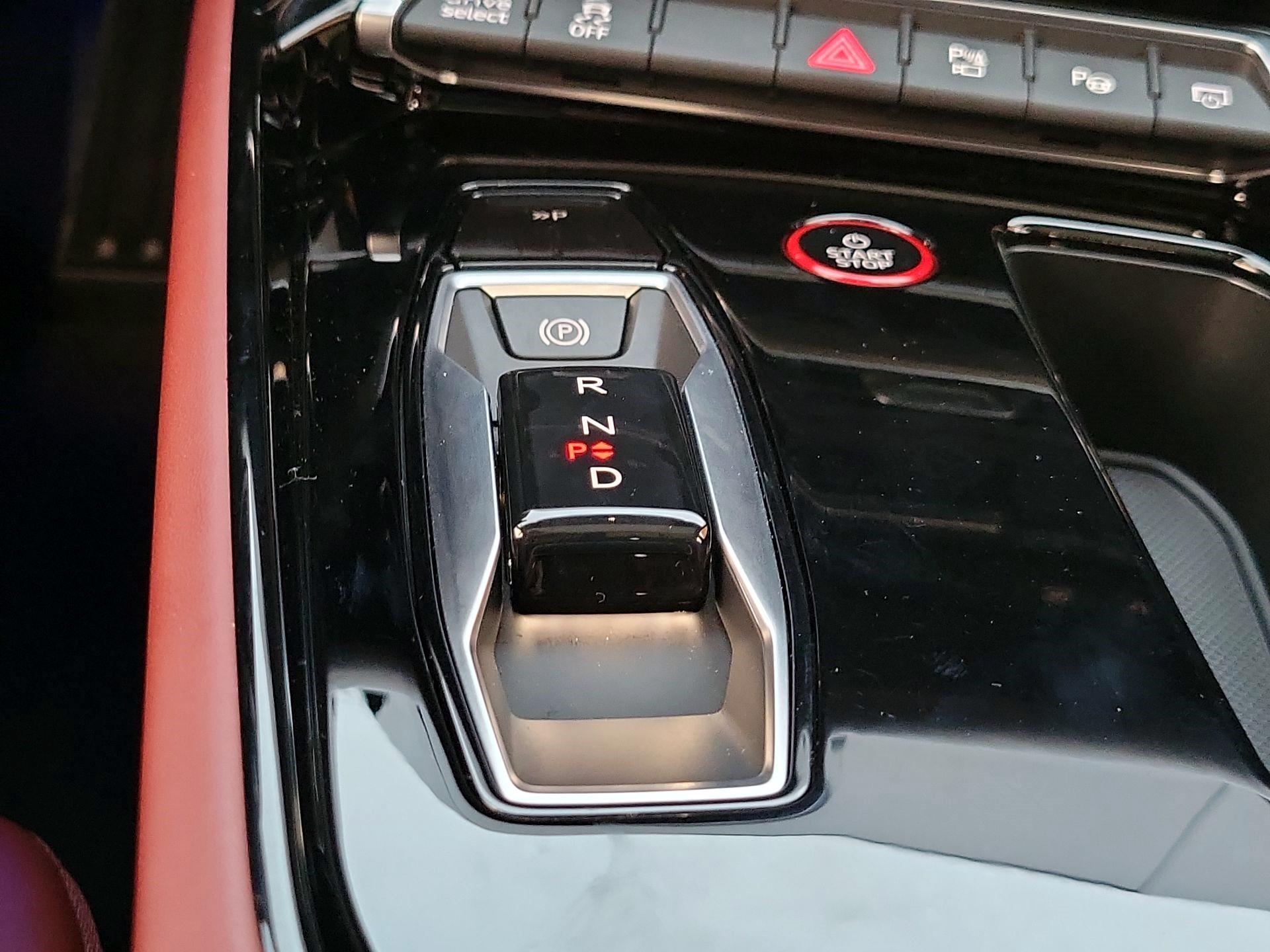 Thumbnail: 2023 Audi RS e-tron GT - 18