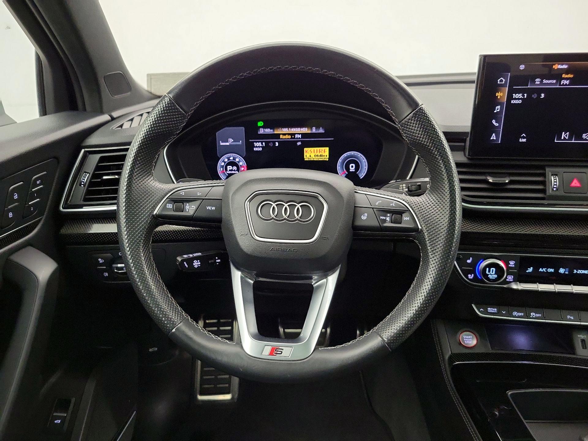 Thumbnail: 2022 Audi SQ5 - 10