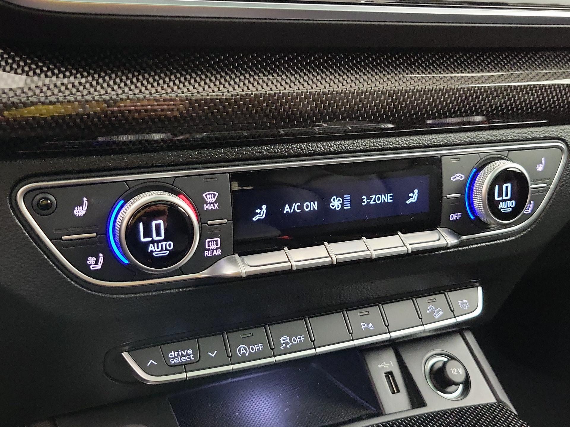 Thumbnail: 2022 Audi SQ5 - 17