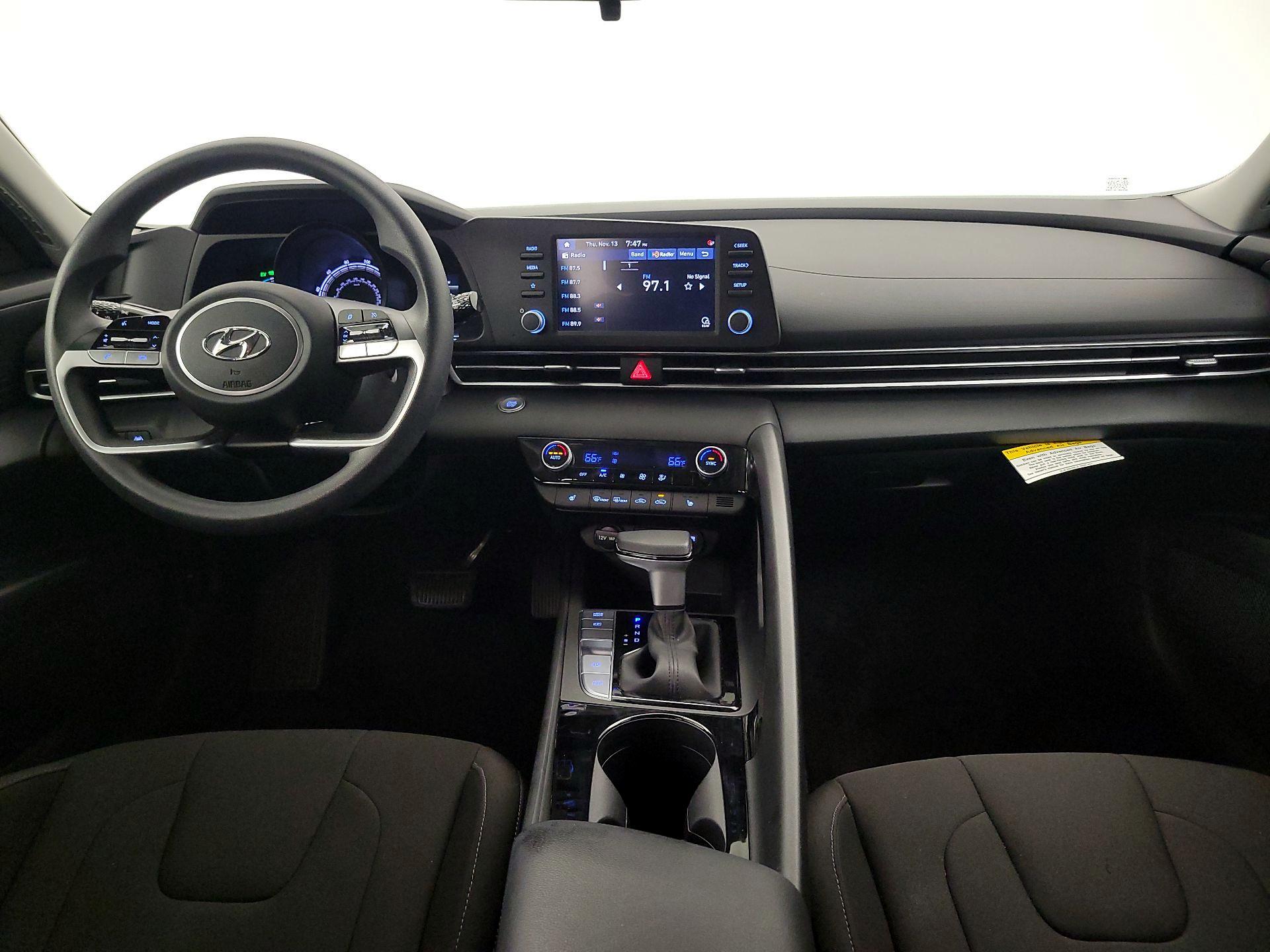 Thumbnail: 2023 Hyundai Elantra - 9