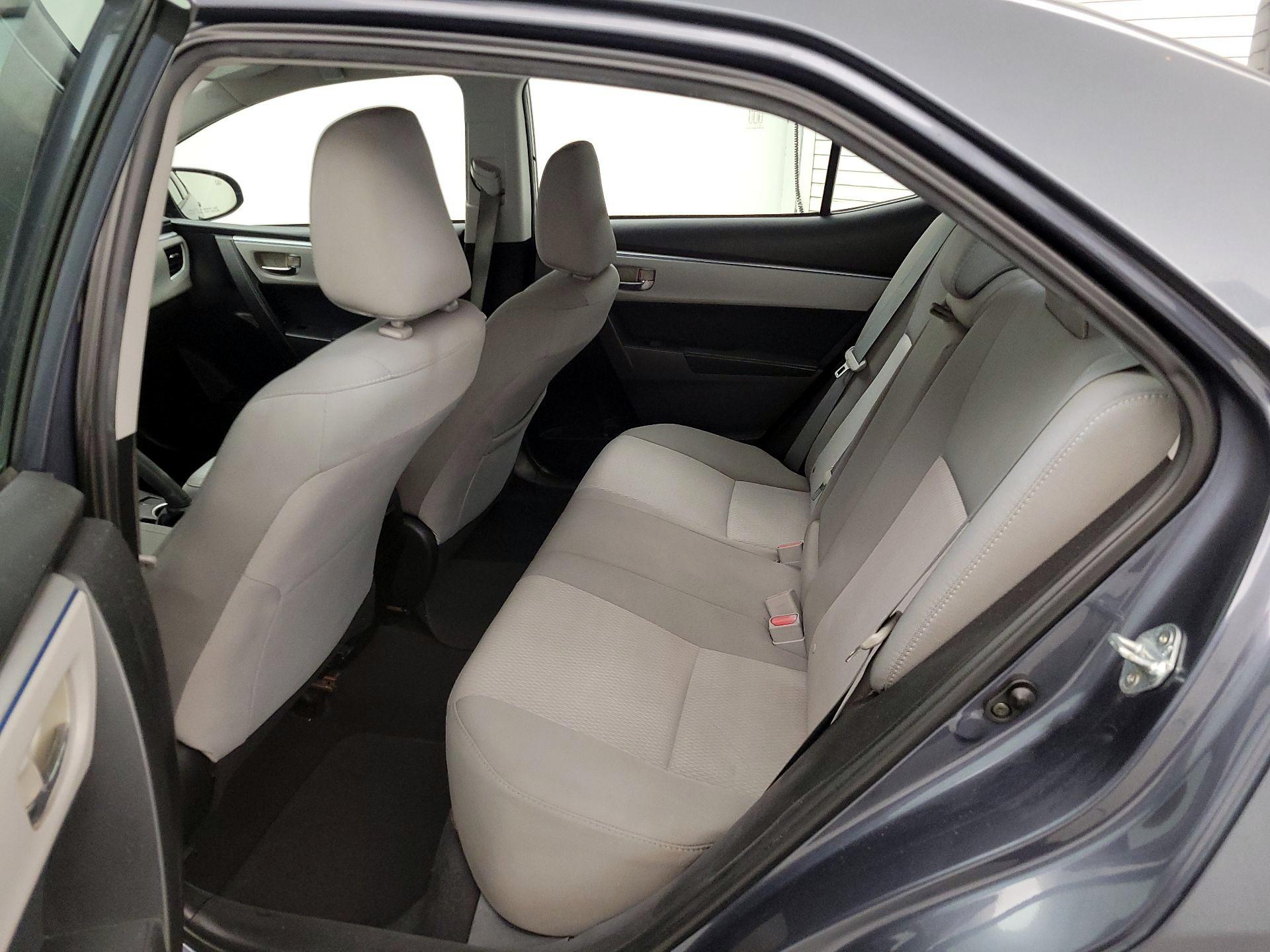 Thumbnail: 2015 Toyota Corolla - 19