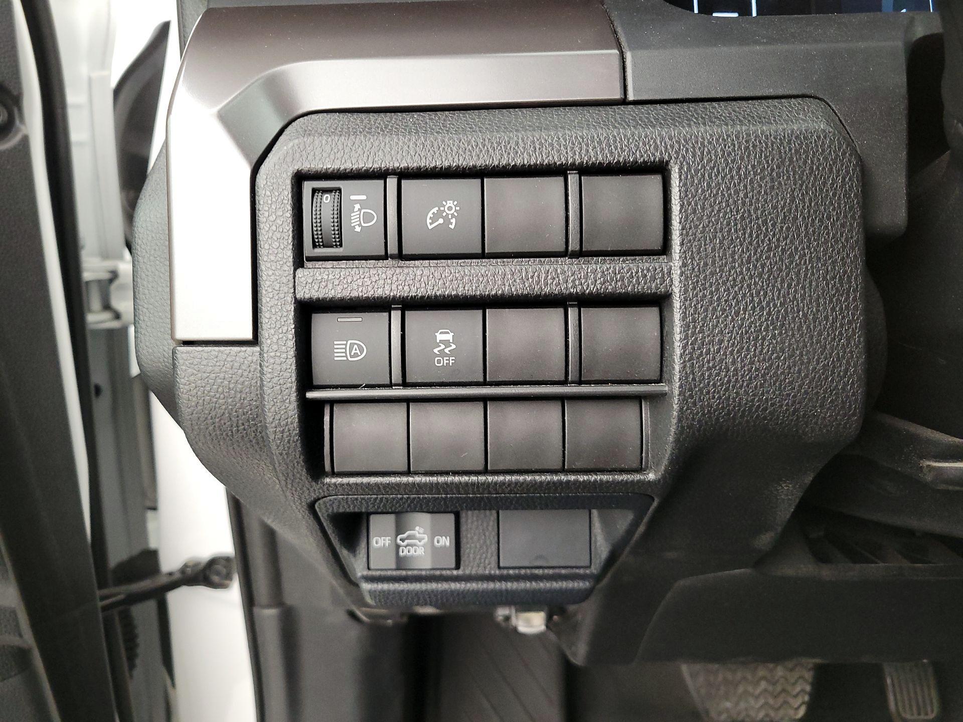 Thumbnail: 2024 Toyota Tacoma - 13