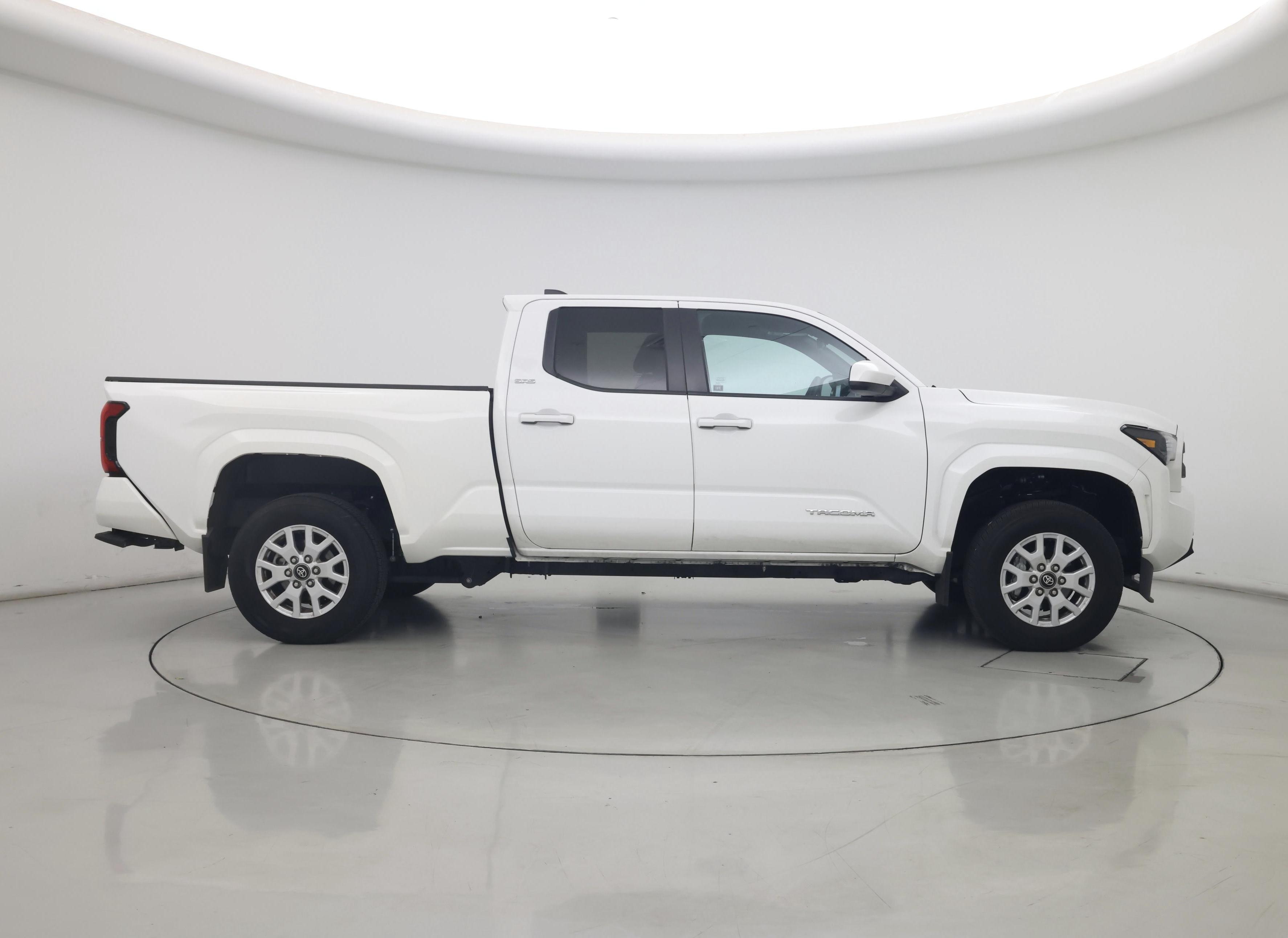 Thumbnail: 2024 Toyota Tacoma - 7