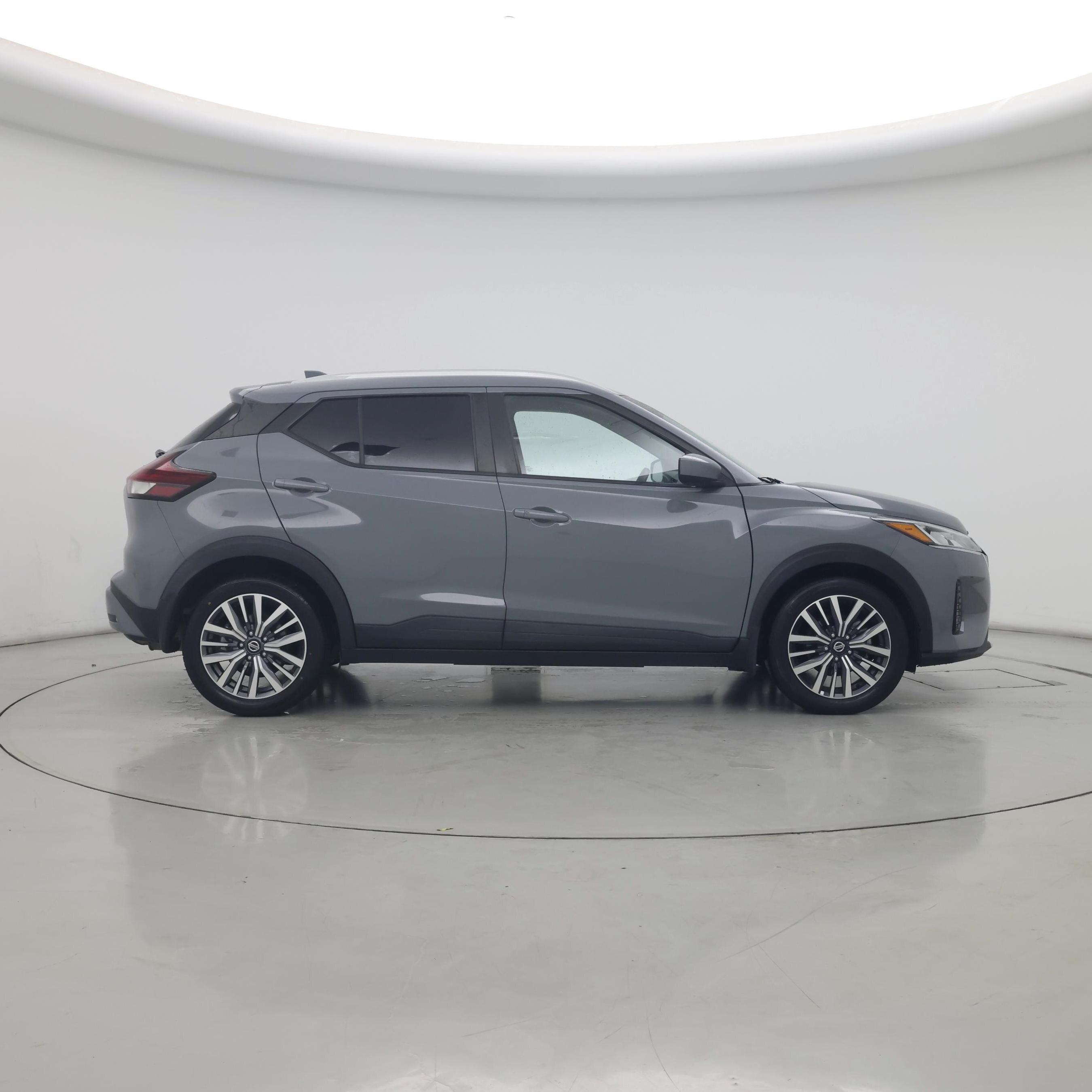 Thumbnail: 2021 Nissan Kicks - 7