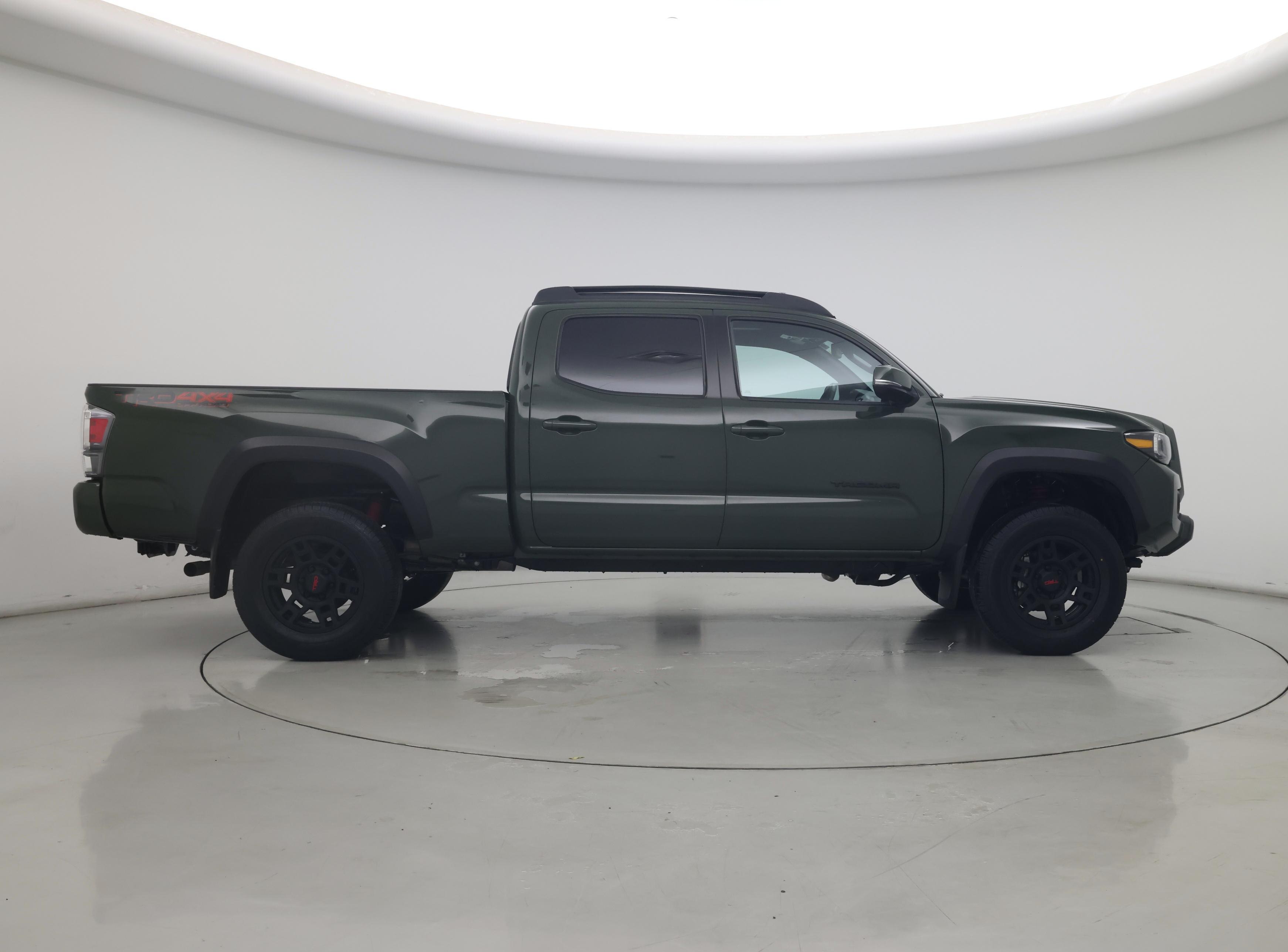 Thumbnail: 2022 Toyota Tacoma - 7