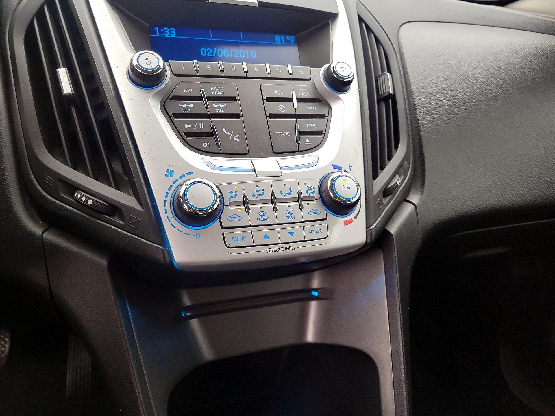 Thumbnail: 2015 Chevrolet Equinox - 14