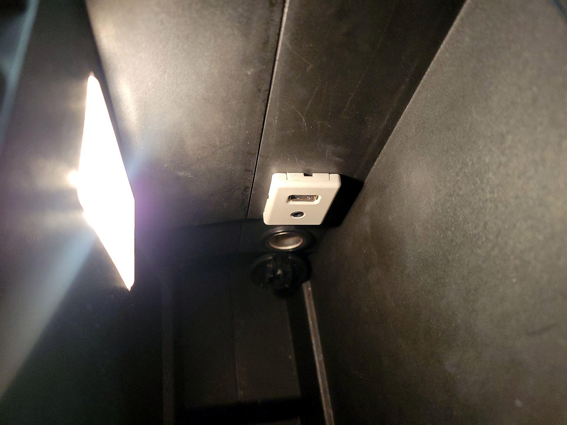 Thumbnail: 2015 Chevrolet Equinox - 16