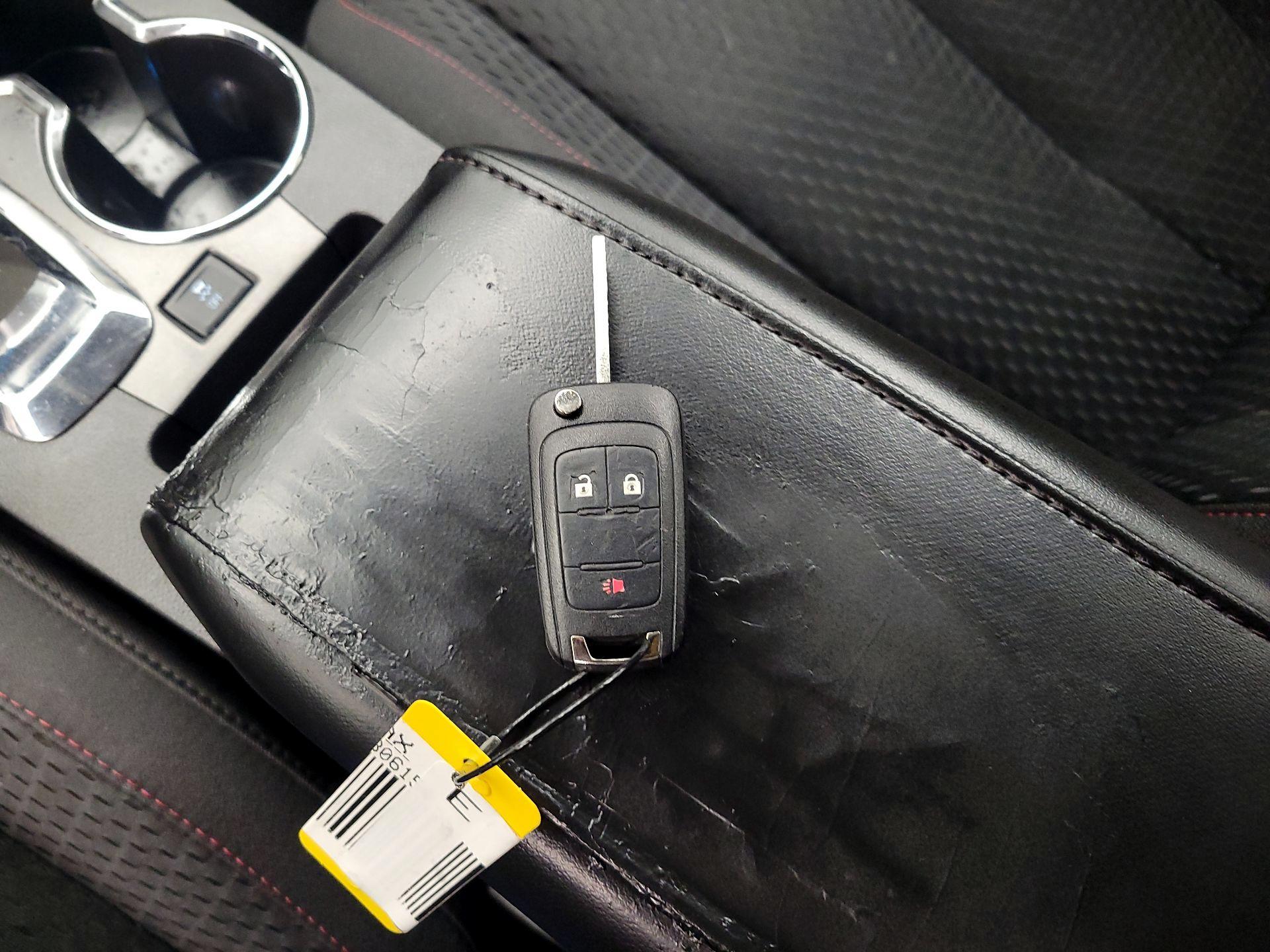 Thumbnail: 2015 Chevrolet Equinox - 20