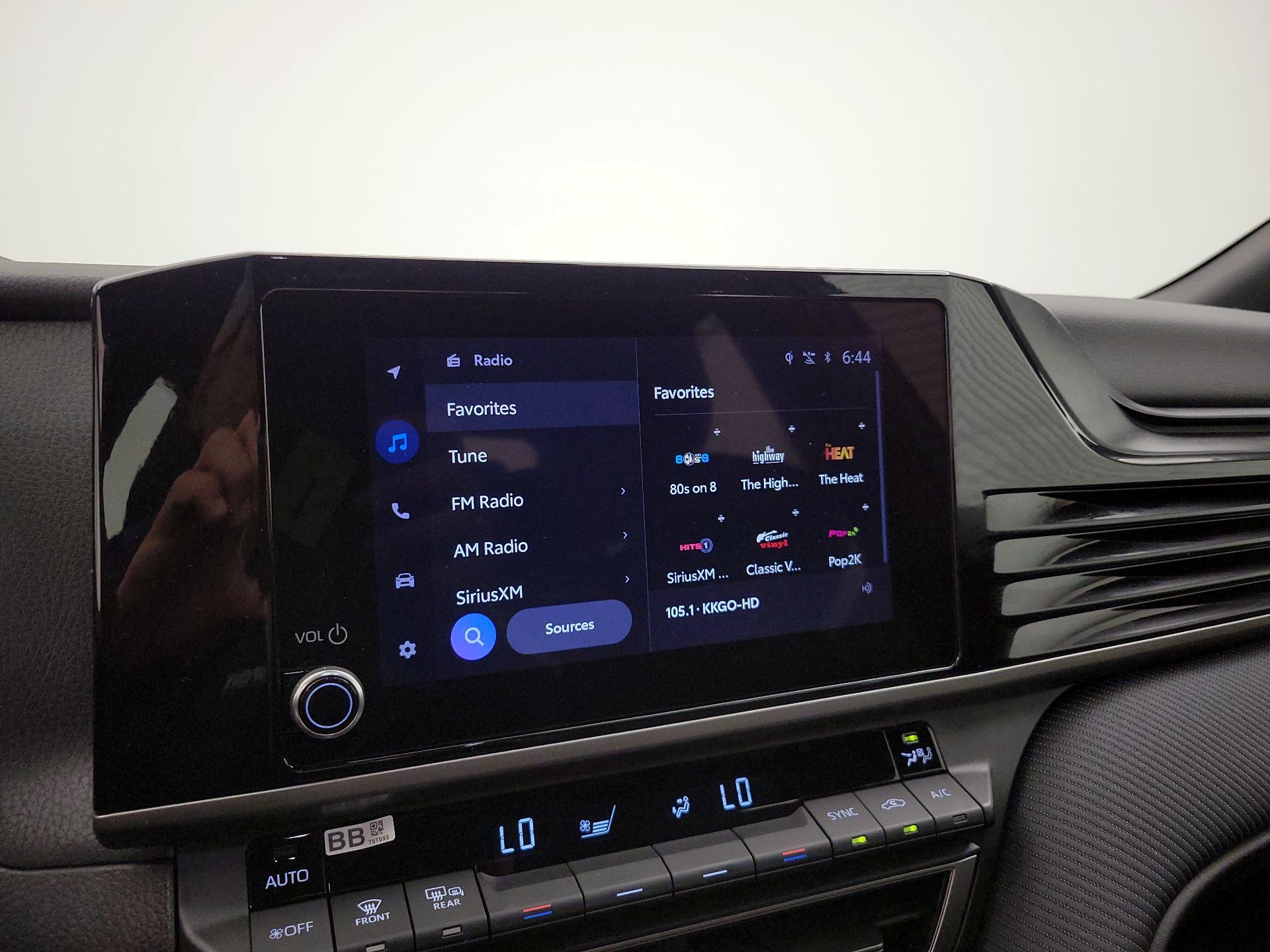 Thumbnail: 2025 Toyota Camry - 15