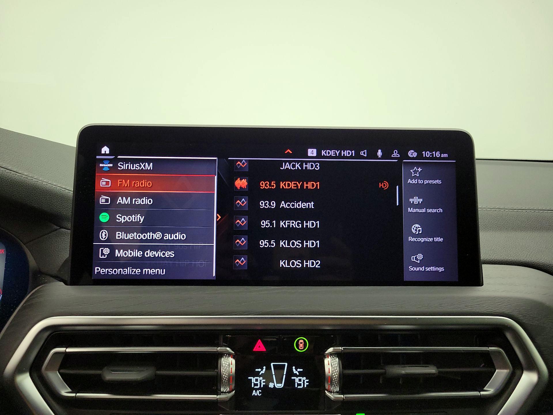 Thumbnail: 2022 BMW X3 - 16