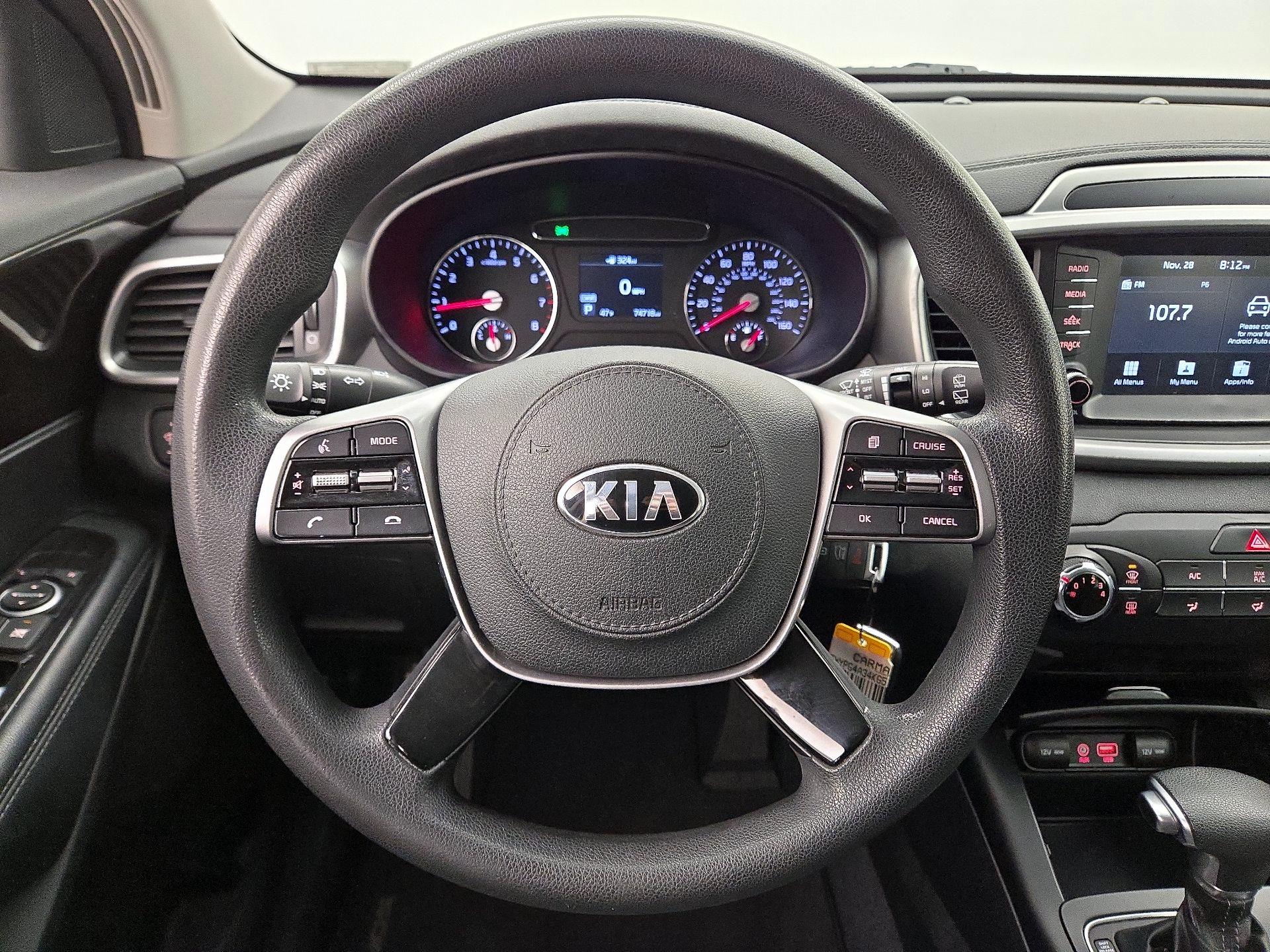 Thumbnail: 2019 Kia Sorento - 10