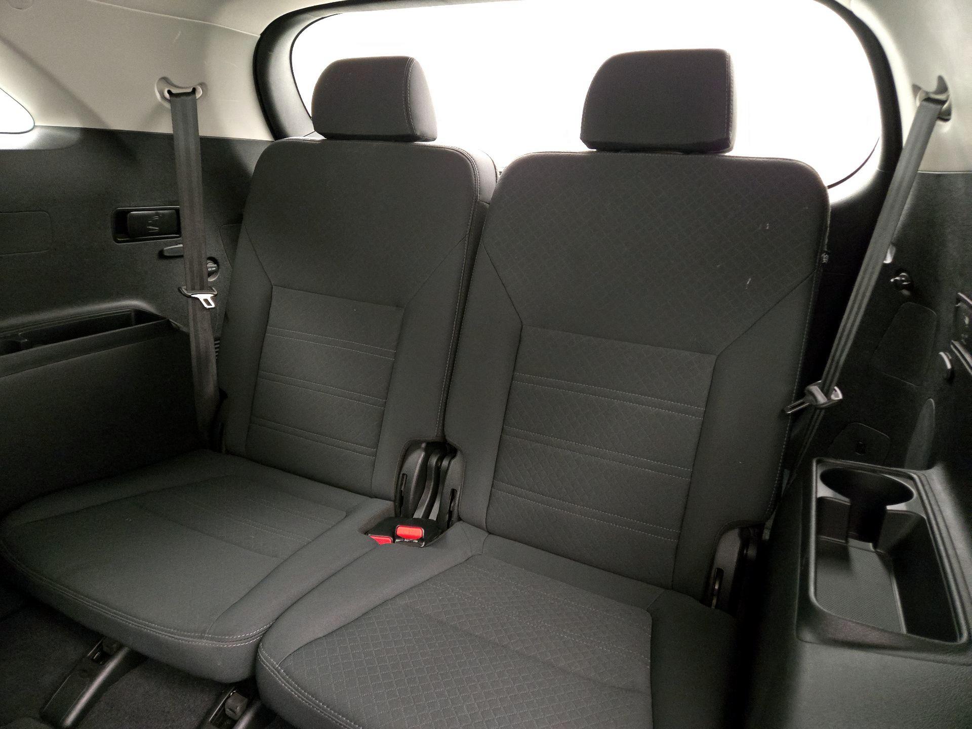 Thumbnail: 2019 Kia Sorento - 20