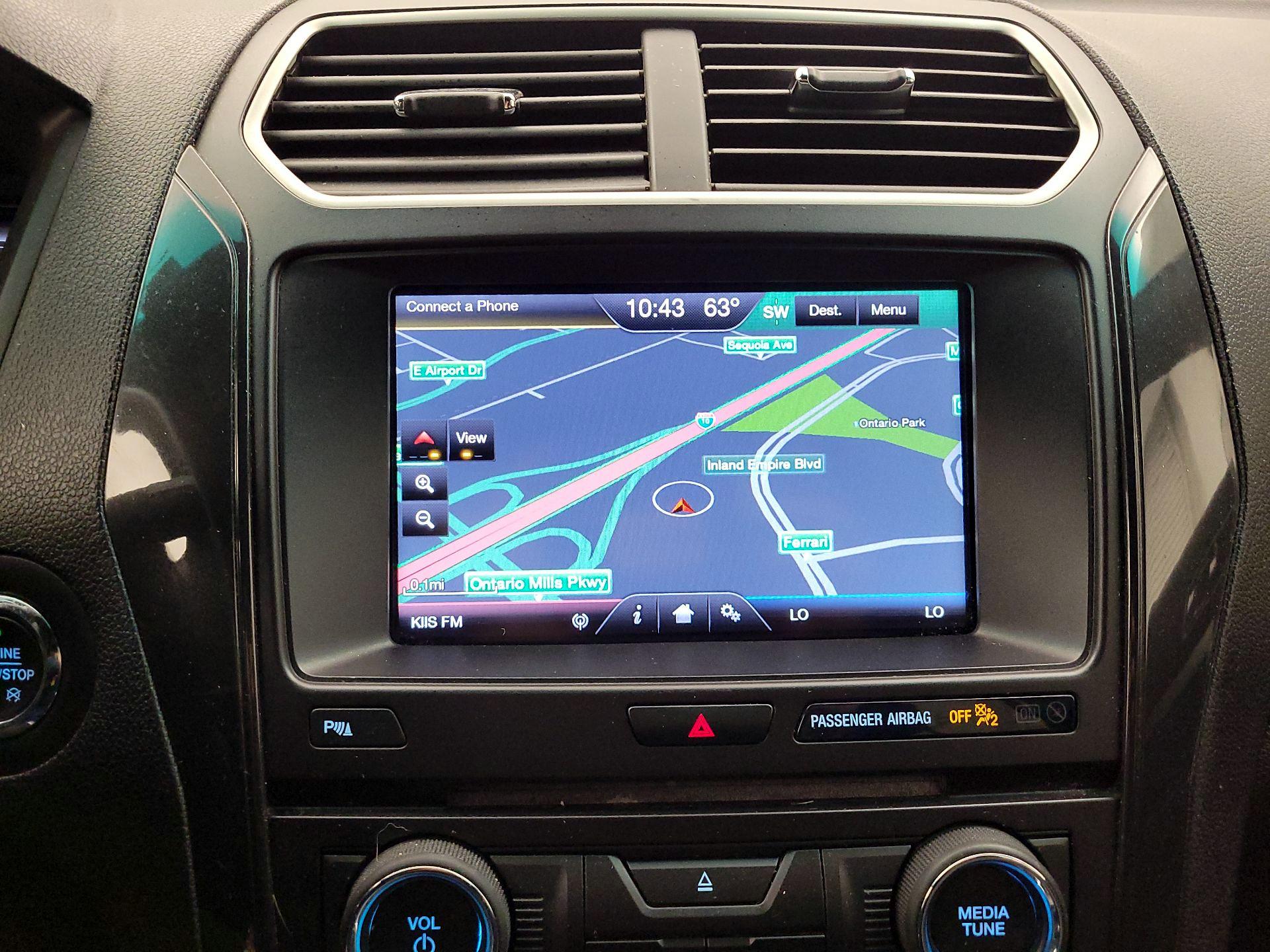 Thumbnail: 2016 Ford Explorer - 14