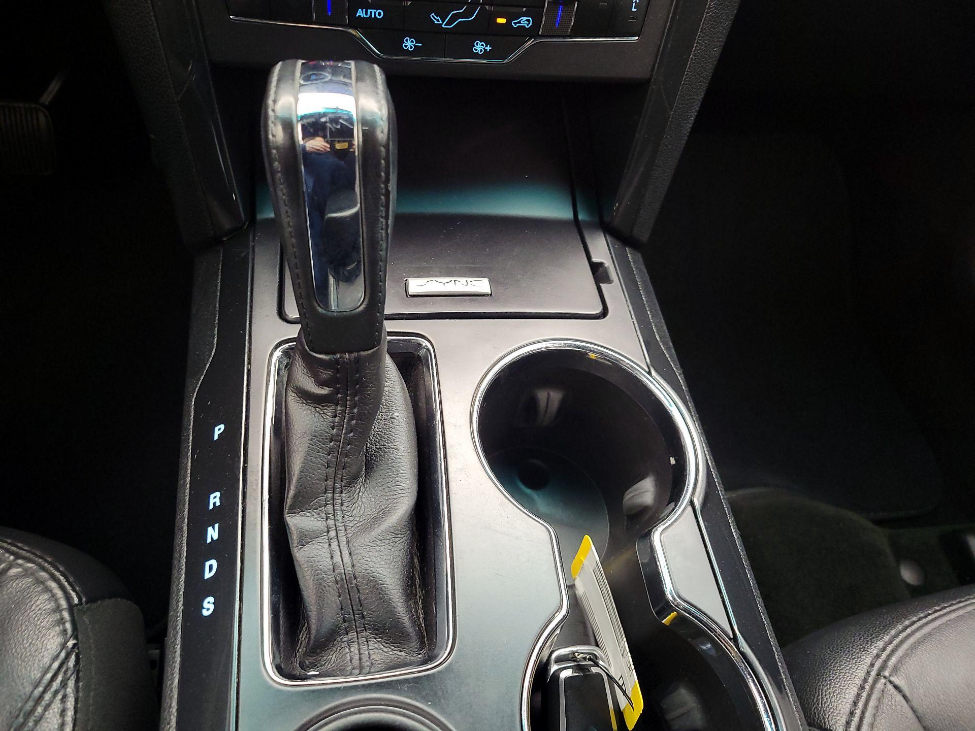 Thumbnail: 2016 Ford Explorer - 18