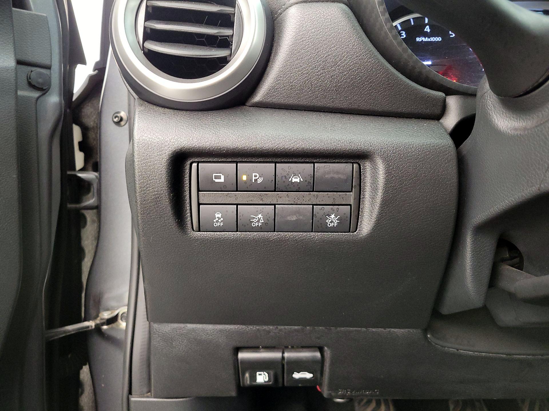 Thumbnail: 2020 Nissan Versa - 13