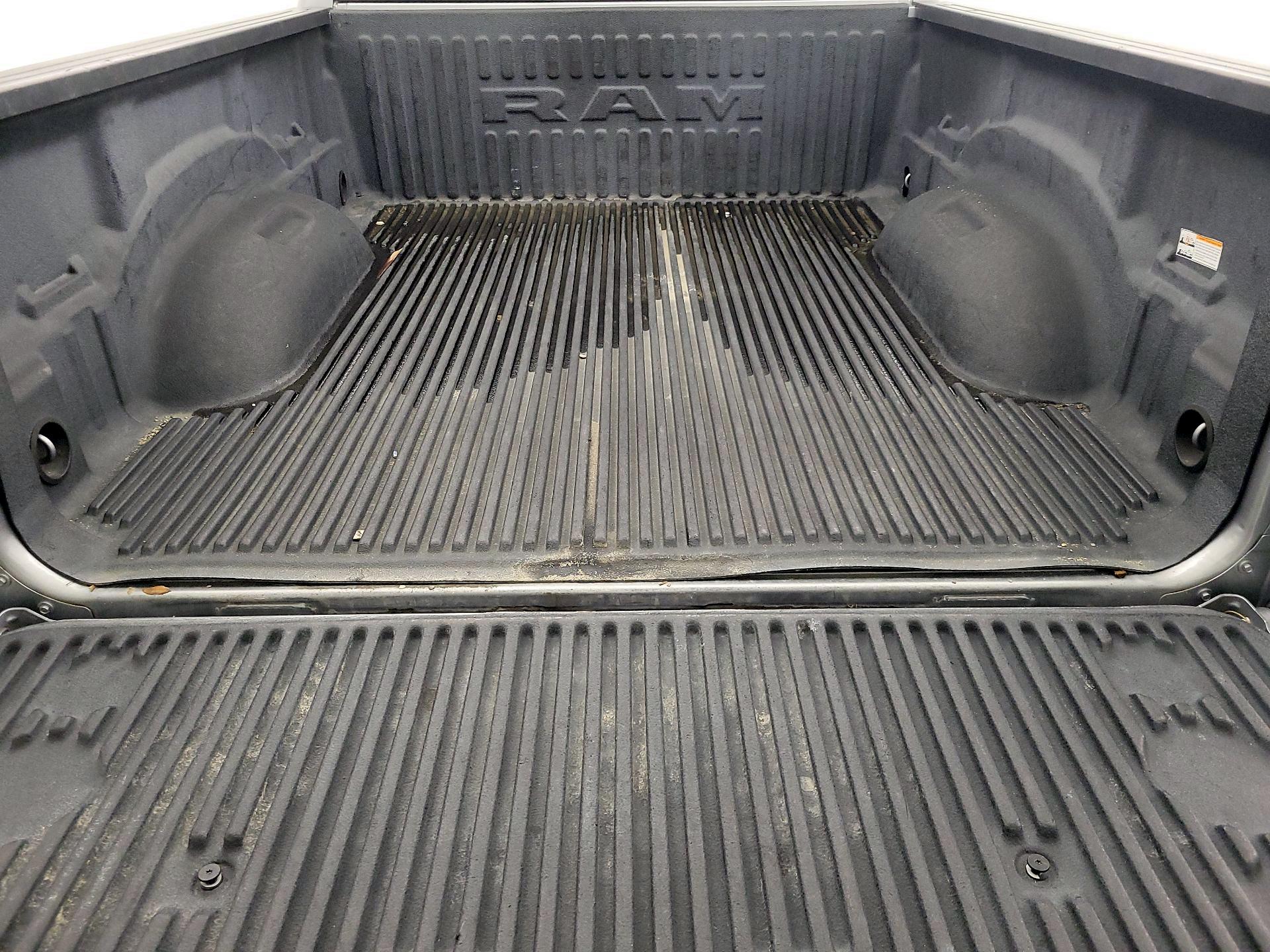 Thumbnail: 2019 RAM 1500 - 19