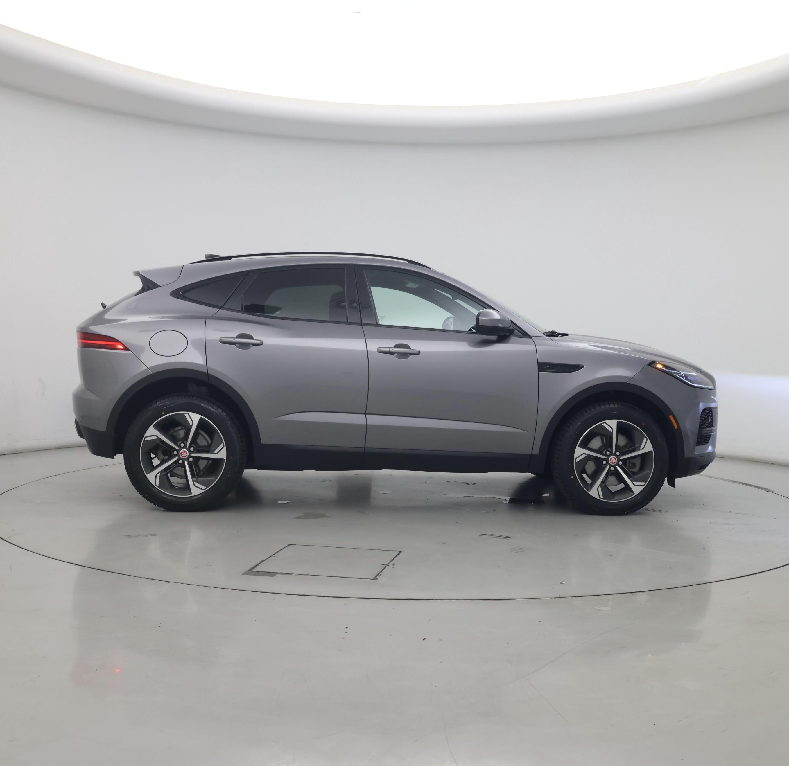 Thumbnail: 2022 Jaguar E-Pace - 7