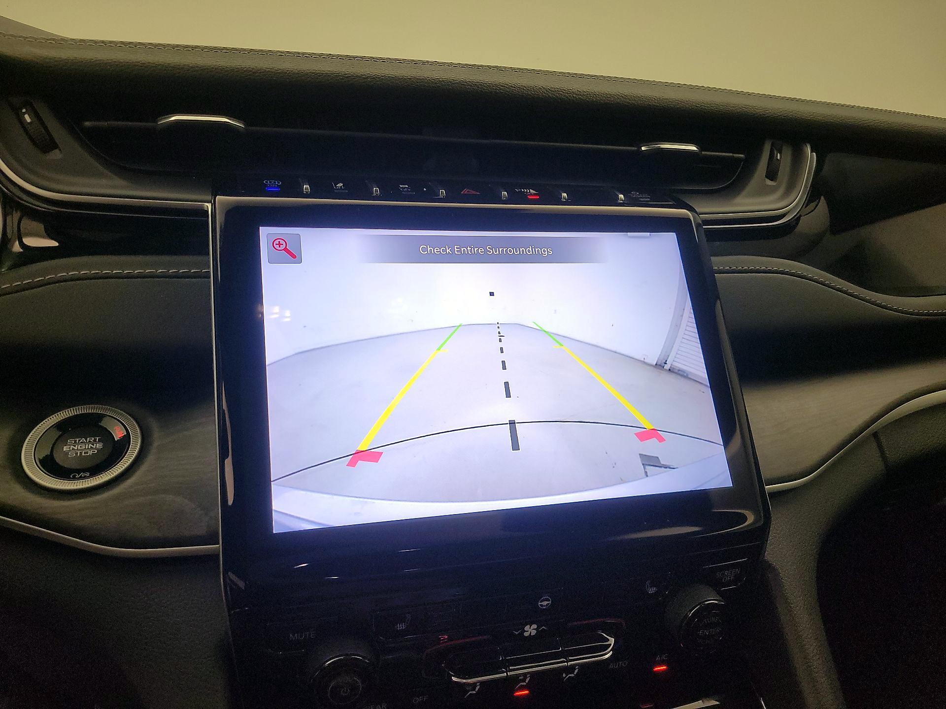 Thumbnail: 2023 Jeep Grand Cherokee - 15