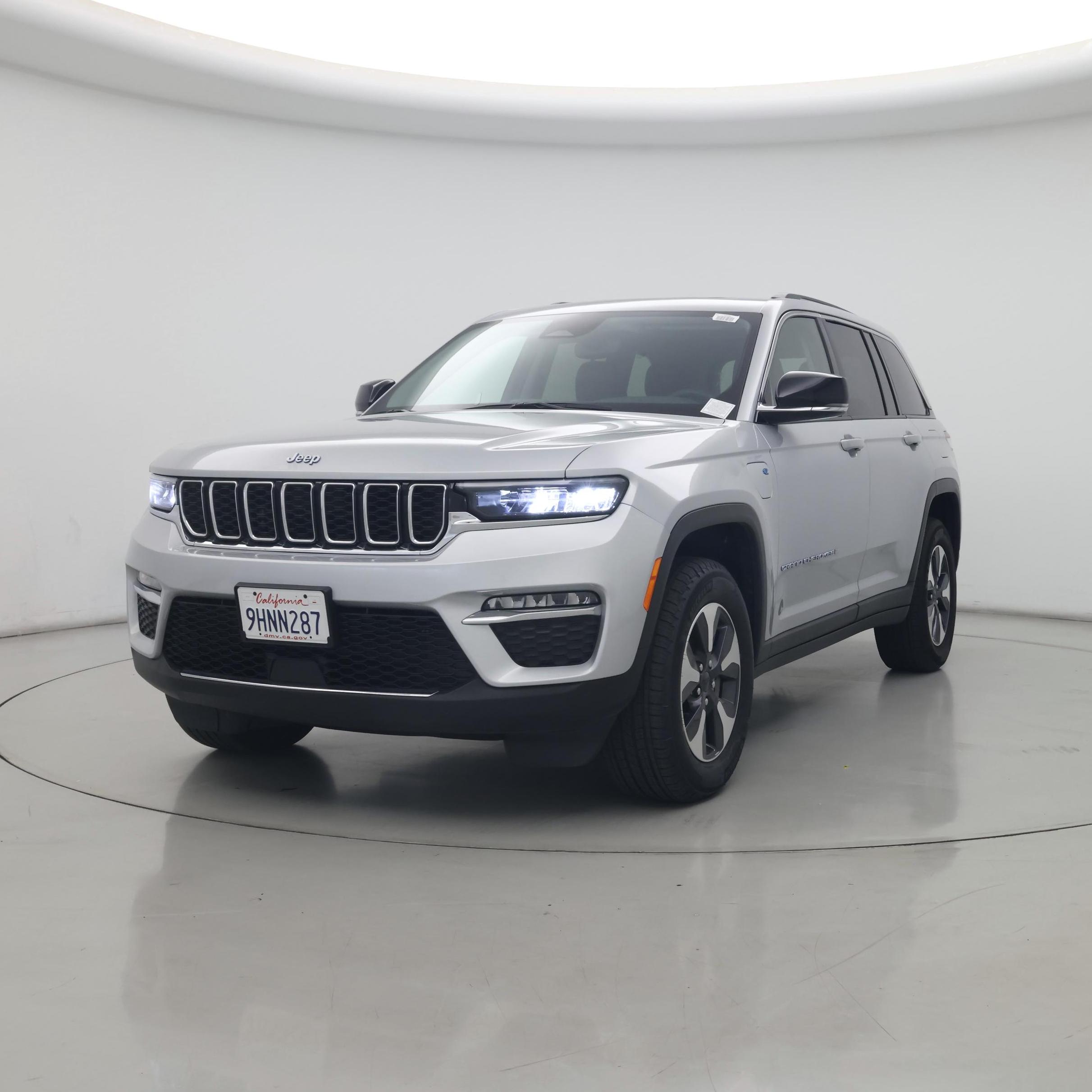 Thumbnail: 2023 Jeep Grand Cherokee - 4