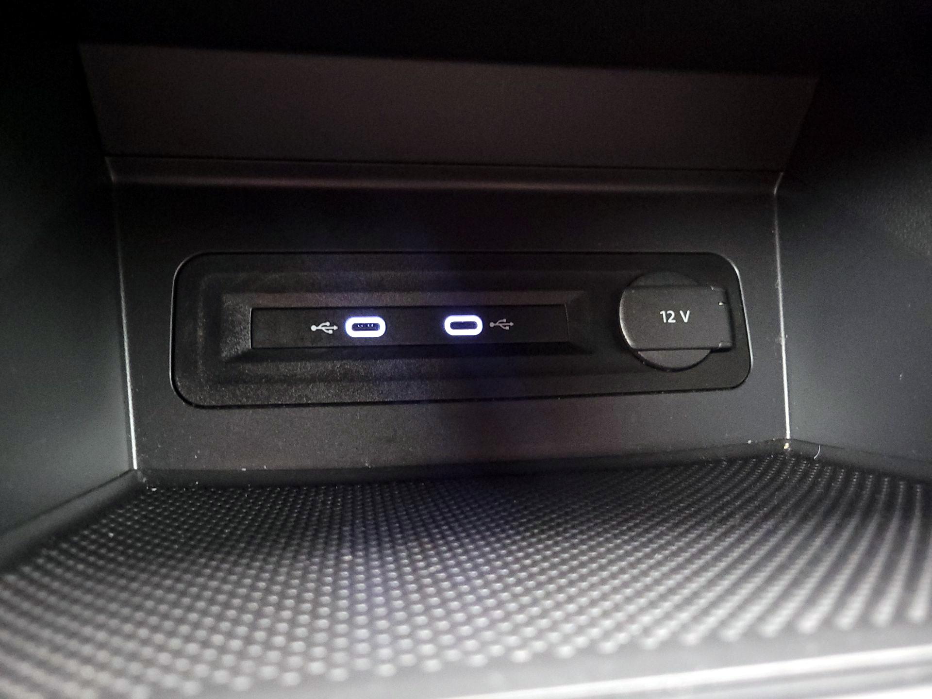 Thumbnail: 2020 Volkswagen Atlas - 18