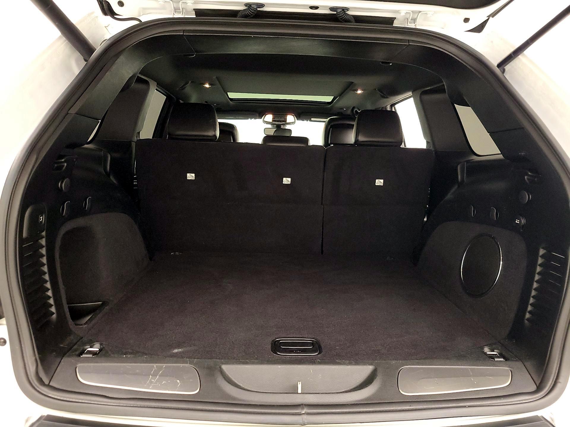 Thumbnail: 2018 Jeep Grand Cherokee - 20