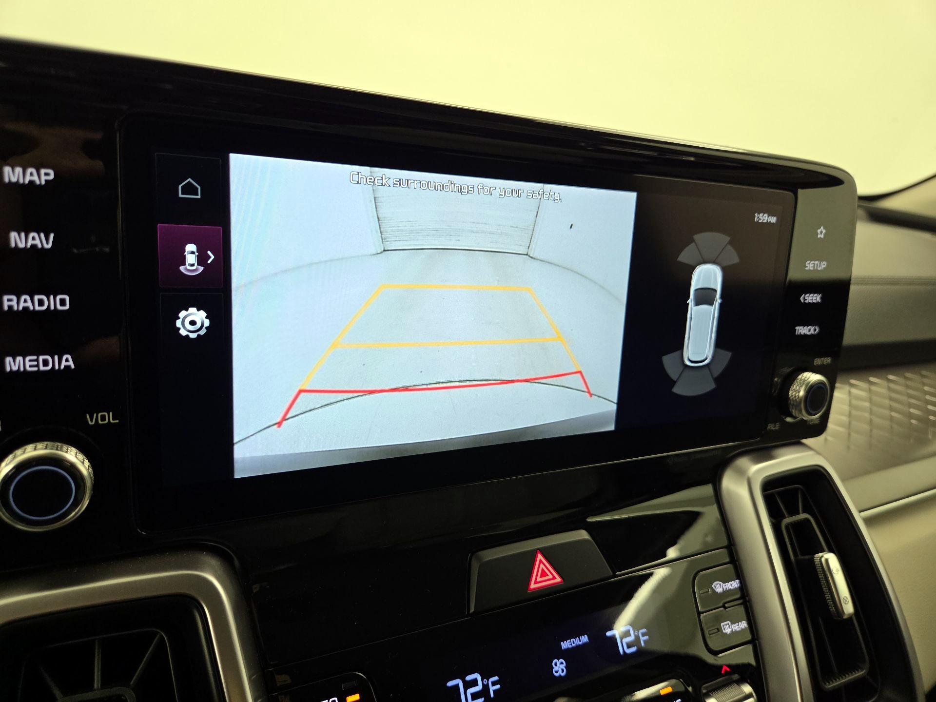 Thumbnail: 2023 Kia Sorento - 15