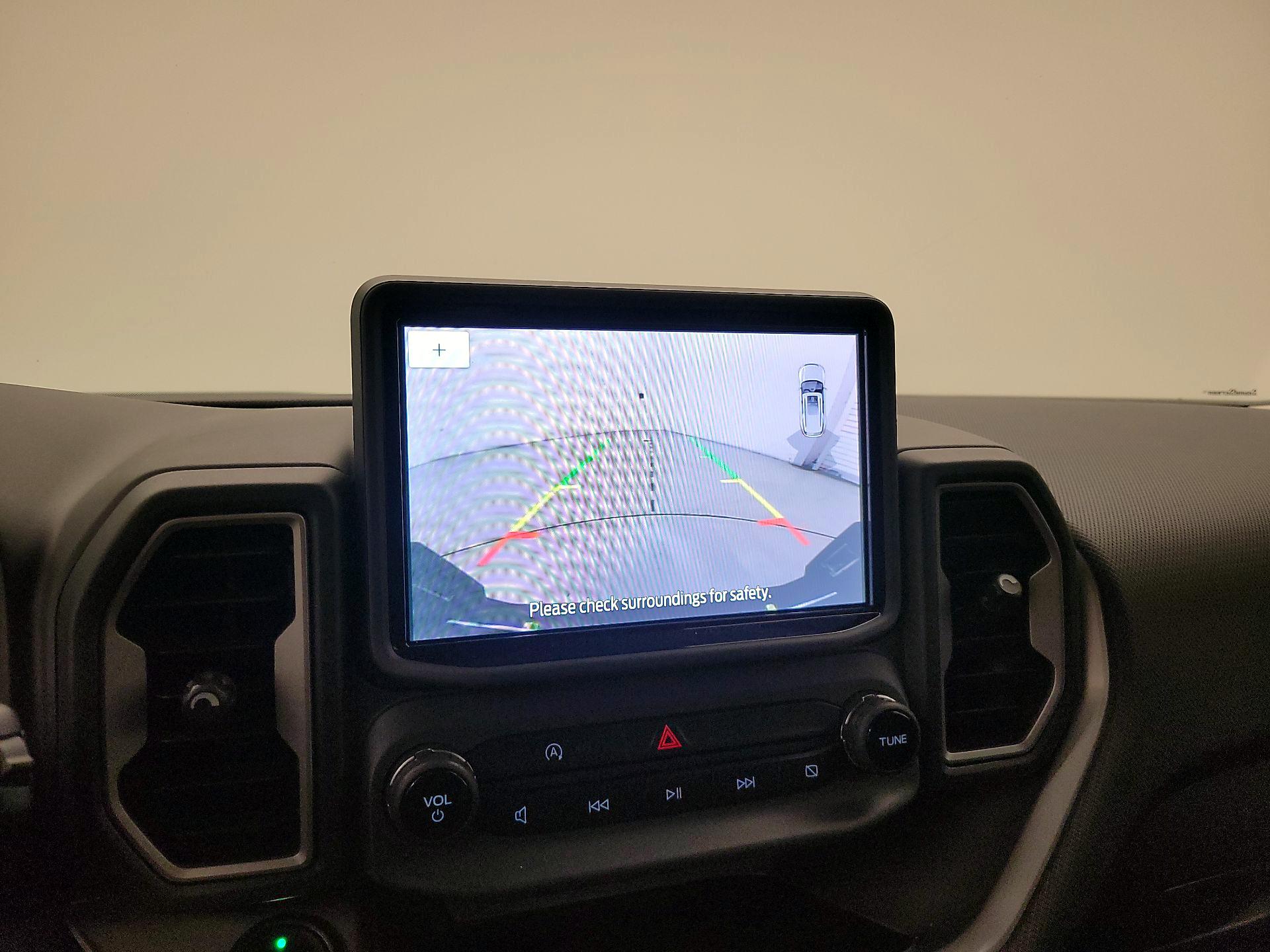 Thumbnail: 2021 Ford Bronco Sport - 14