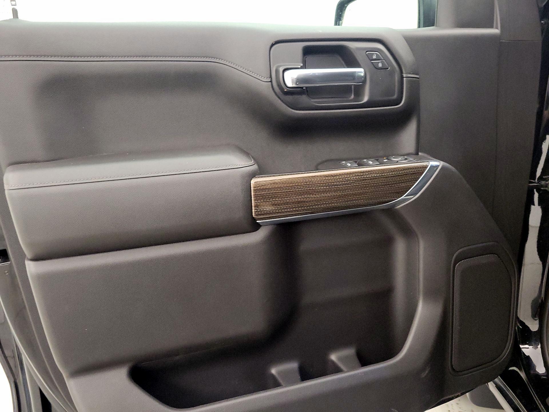 Thumbnail: 2020 Chevrolet Silverado 1500 - 12