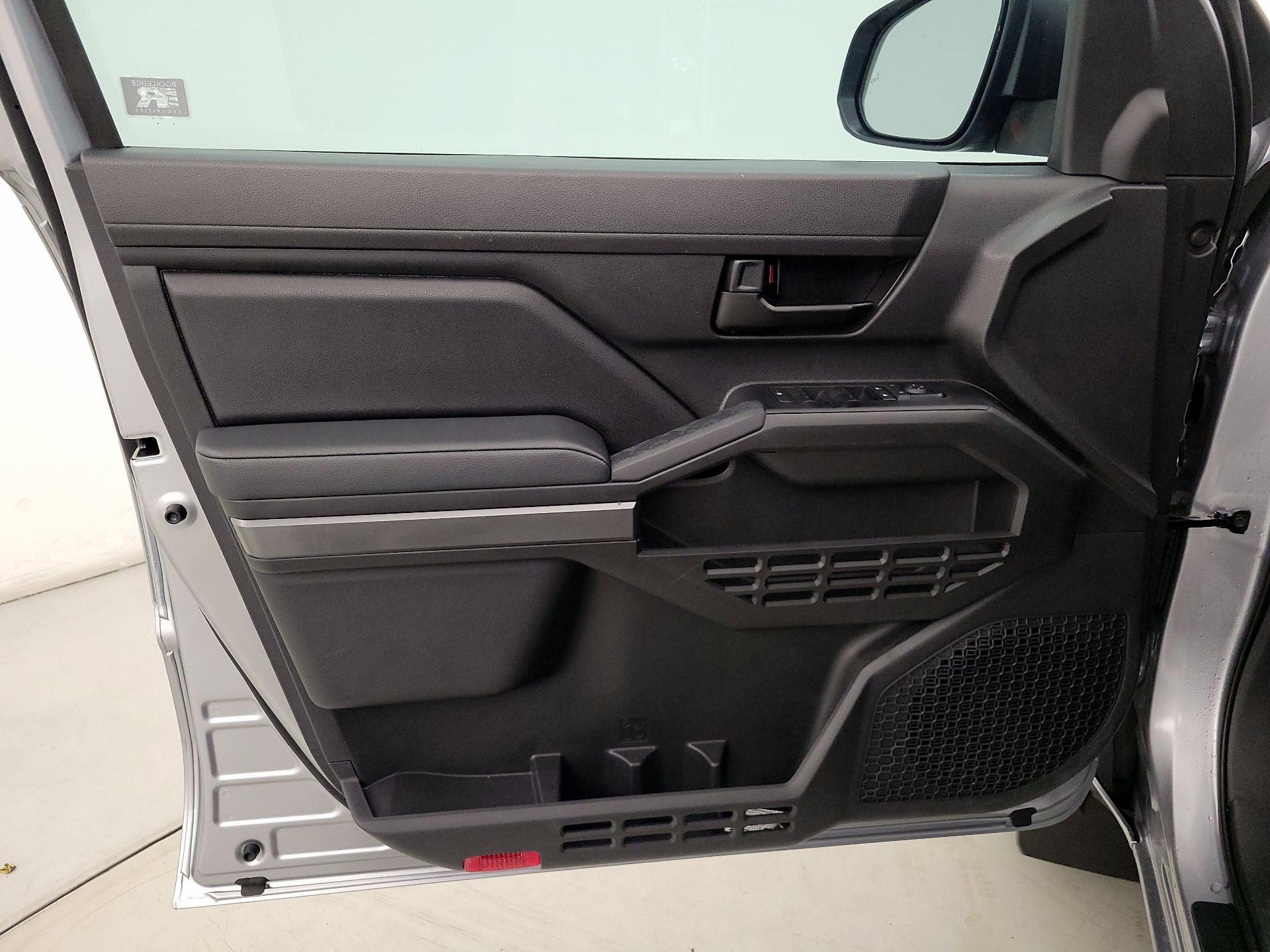 Thumbnail: 2025 Toyota Tacoma - 12