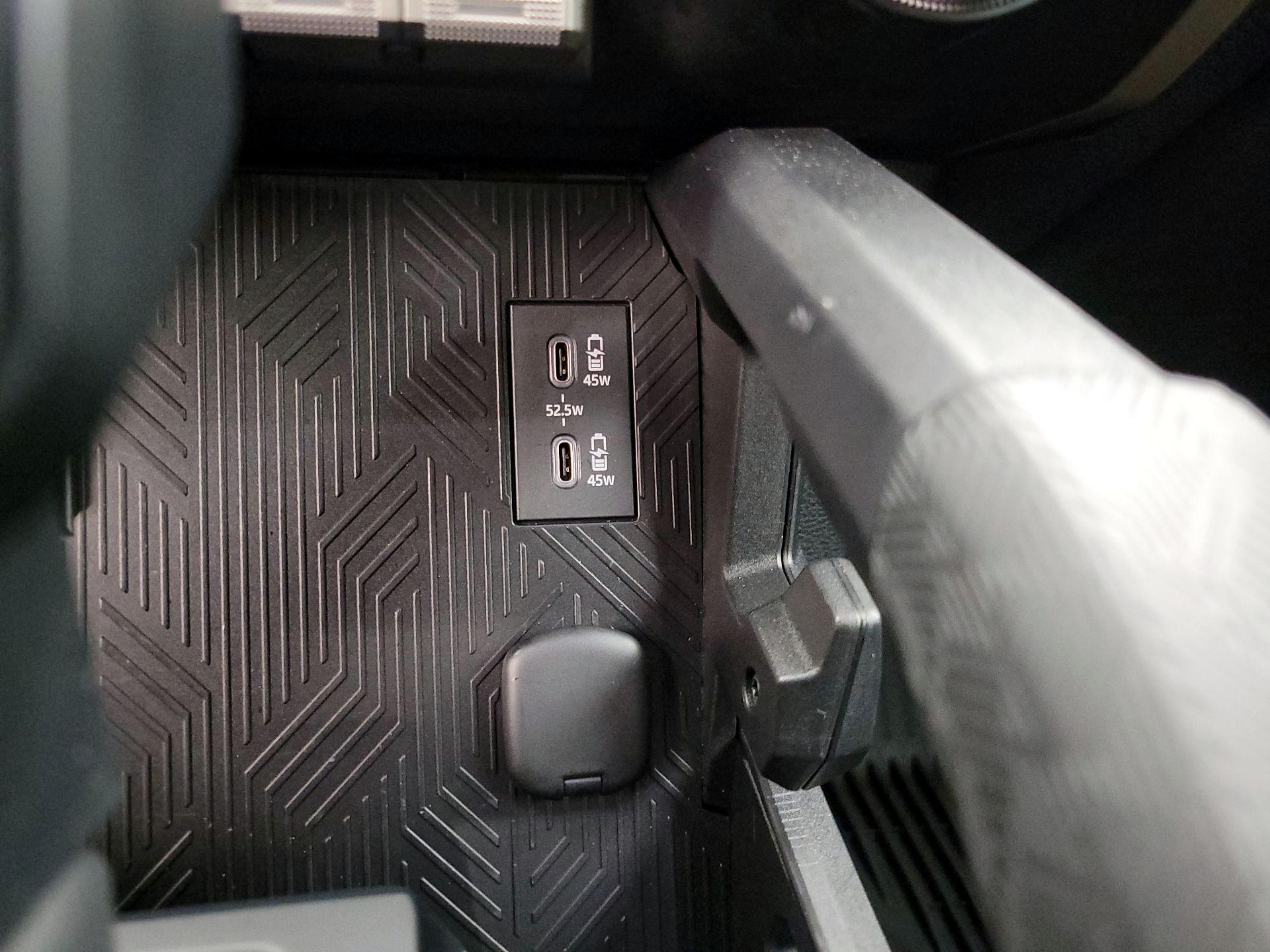 Thumbnail: 2025 Toyota Tacoma - 18