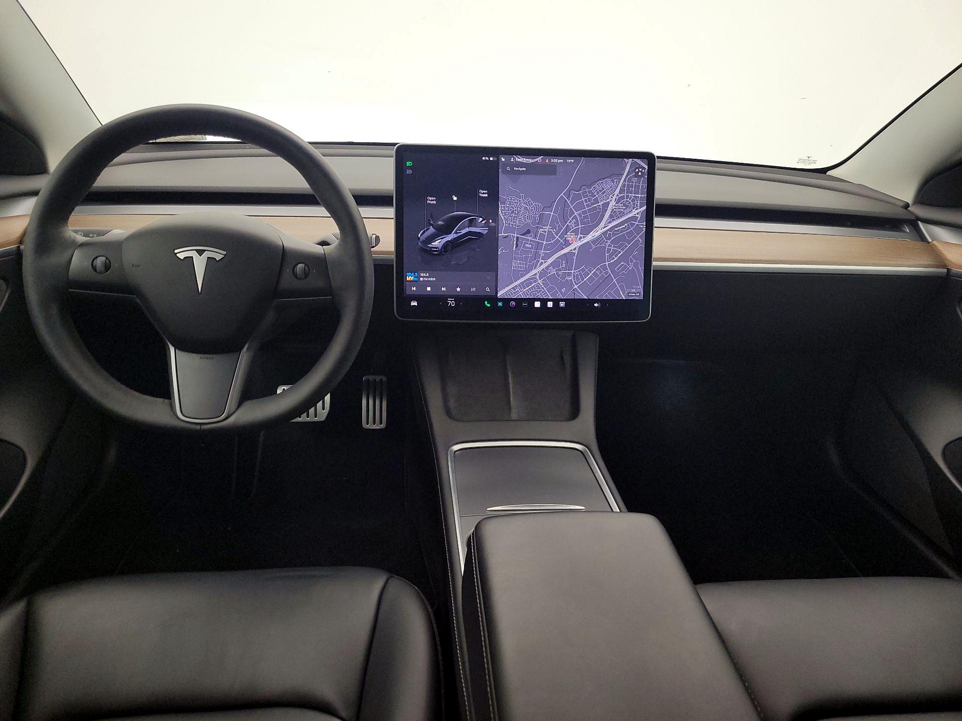 Thumbnail: 2022 Tesla Model 3 - 9